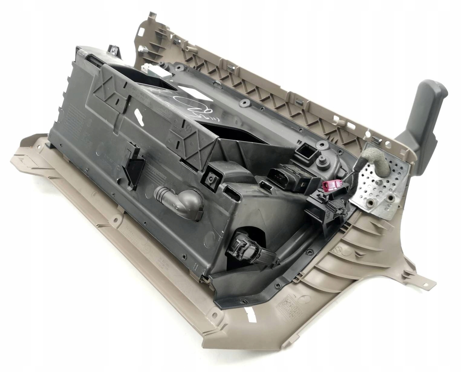 ORG passenger compartment consoles of the dashboard of the passenger VW GOLF VI