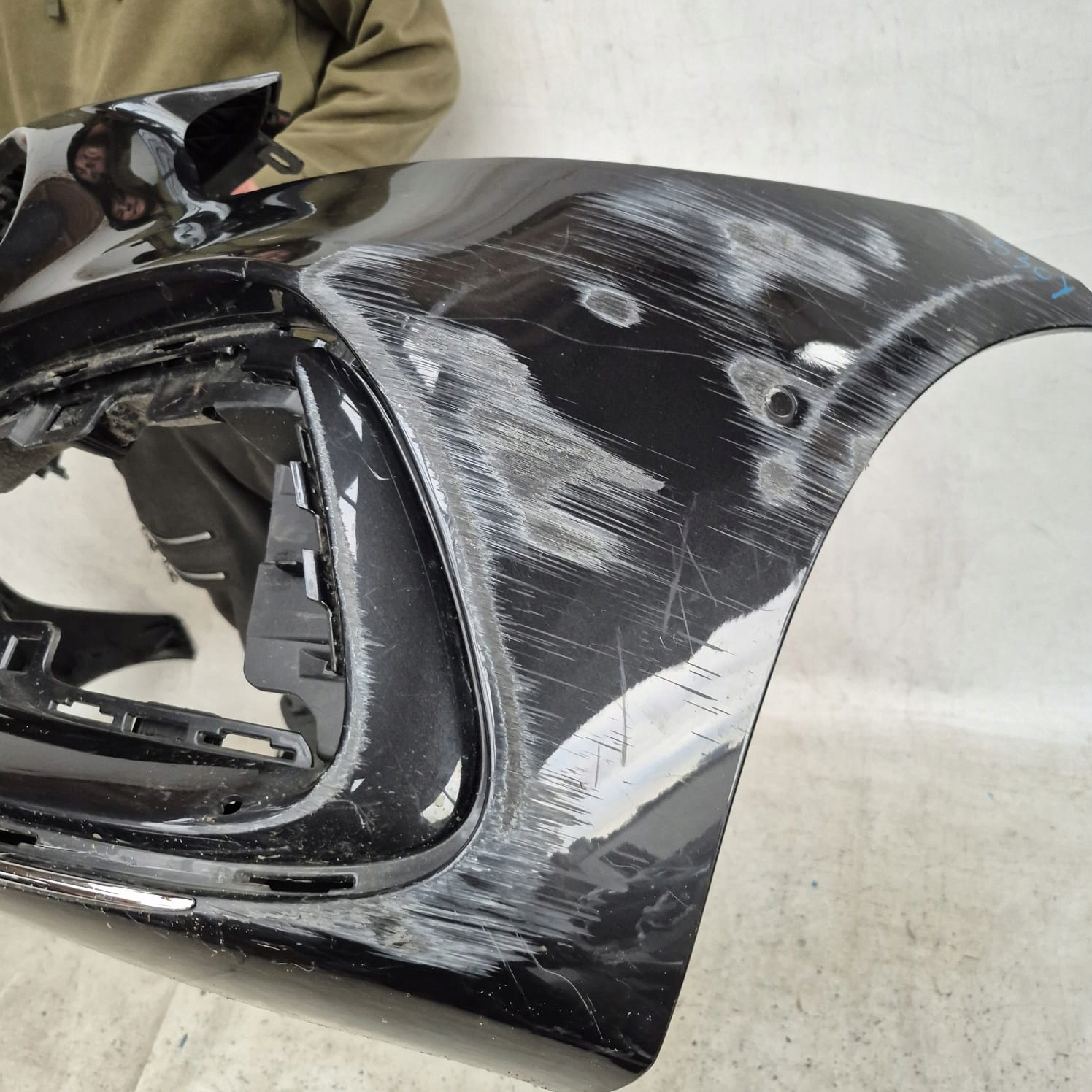 MERCEDES C-KLASA W206 AMG 21- bumper front front PDC A2068858401