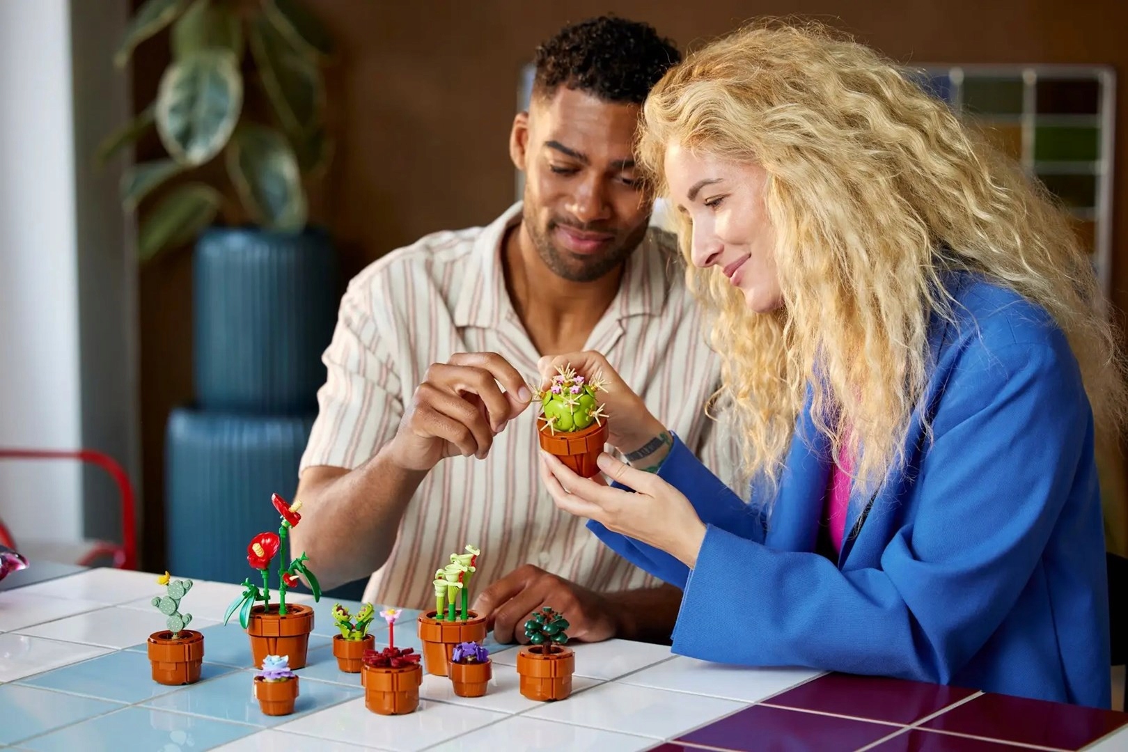 Lego Icons 10329 Małe roślinki Minimalny wiek dziecka 18