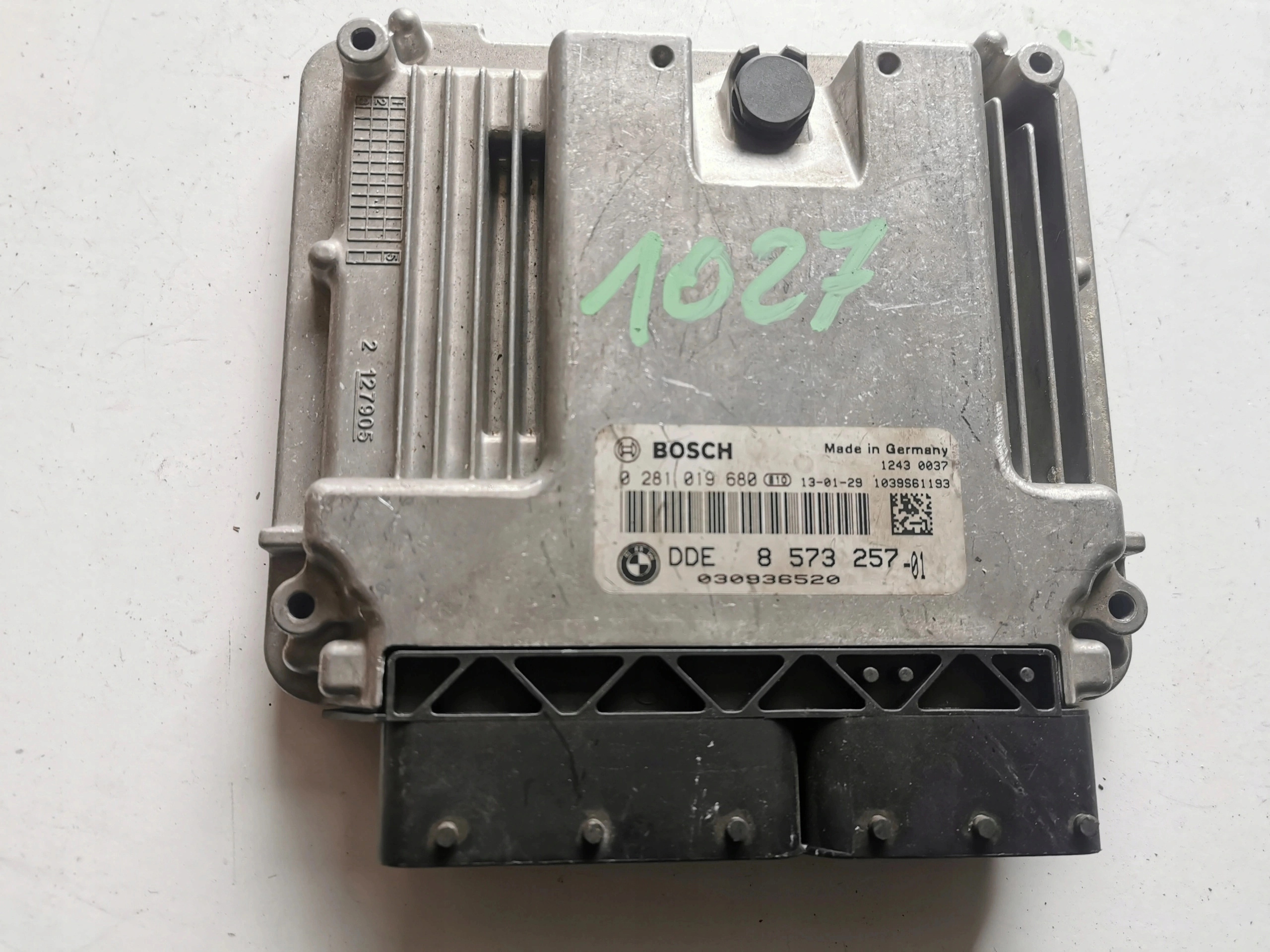 BMW 3 2.0D 0281019680 DDE8573257-01 computer ECU