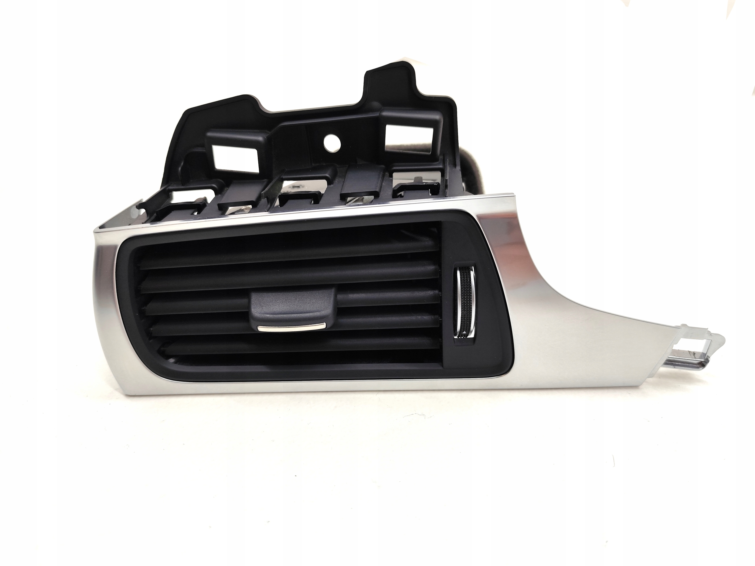 AUDI A6 4G C7 KRATKA NAWIEWU LEWA 4G1820901