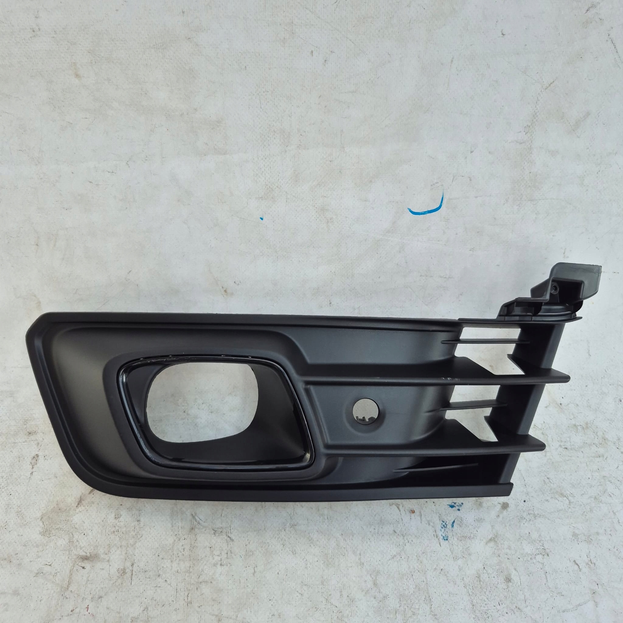 RENAULT CAPTUR LIFT 17- grid of a bumper left front 261A35462R