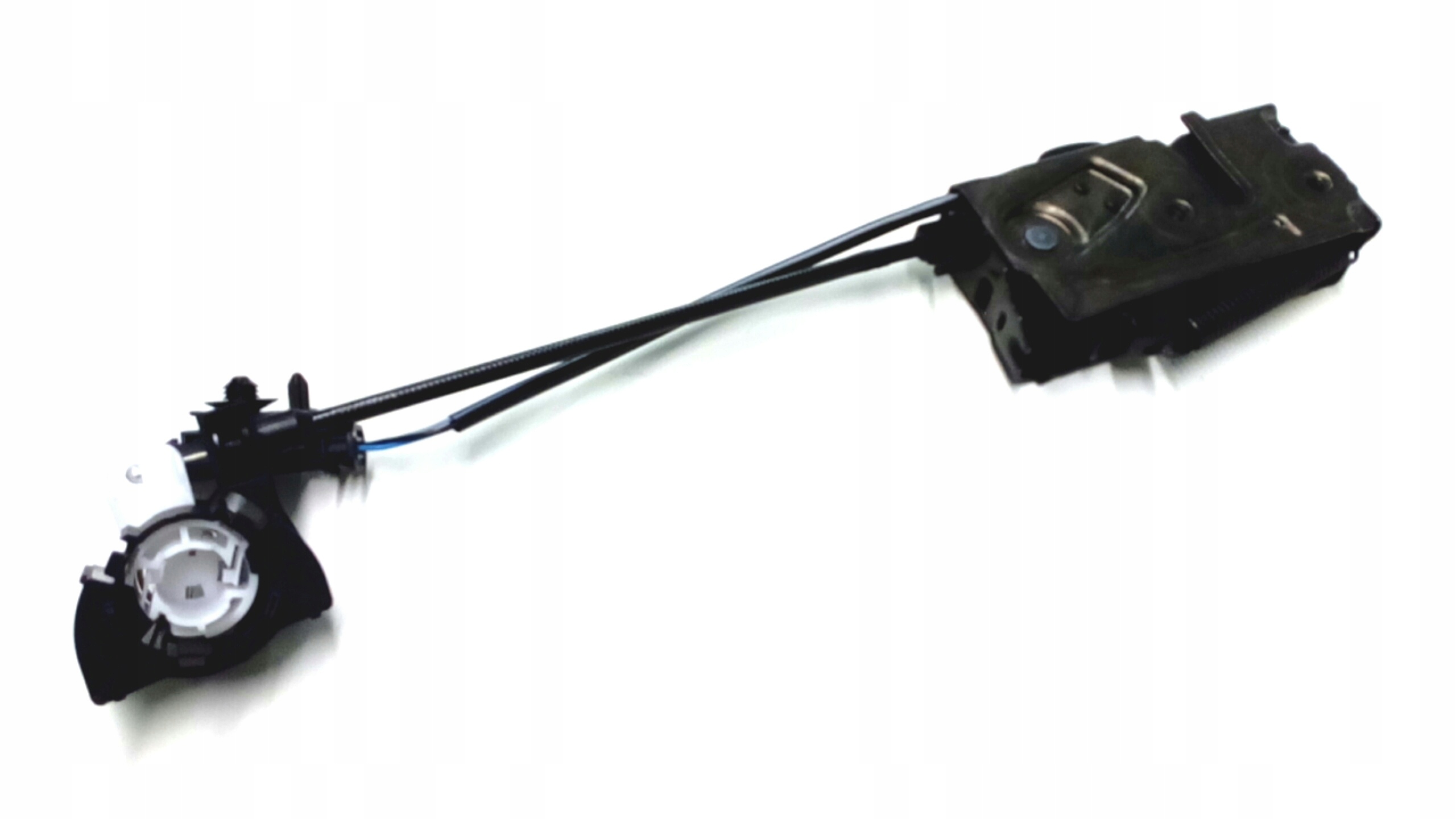 Volvo XC90 II levý zámek masky sada Oe 32318456