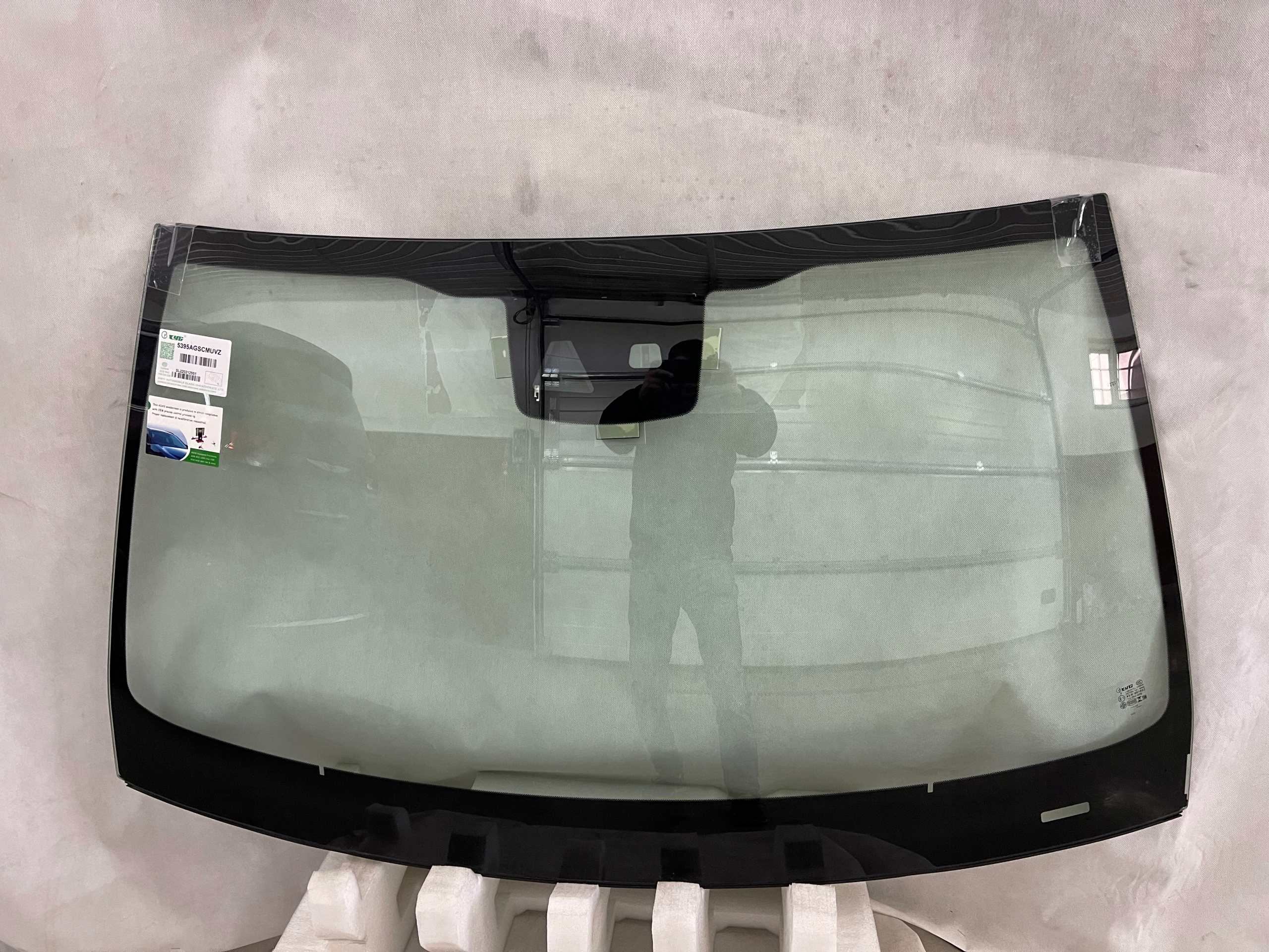 MERCEDES C W205 COUPE SZYBA PRZEDNIA HUD PO 2016