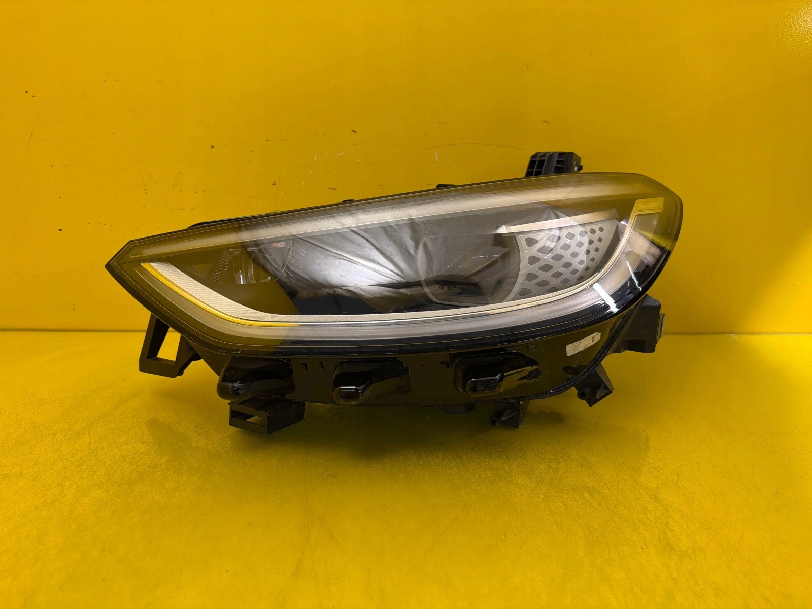 light left front VW ID3 ID 3 IQ Light 10B941035A