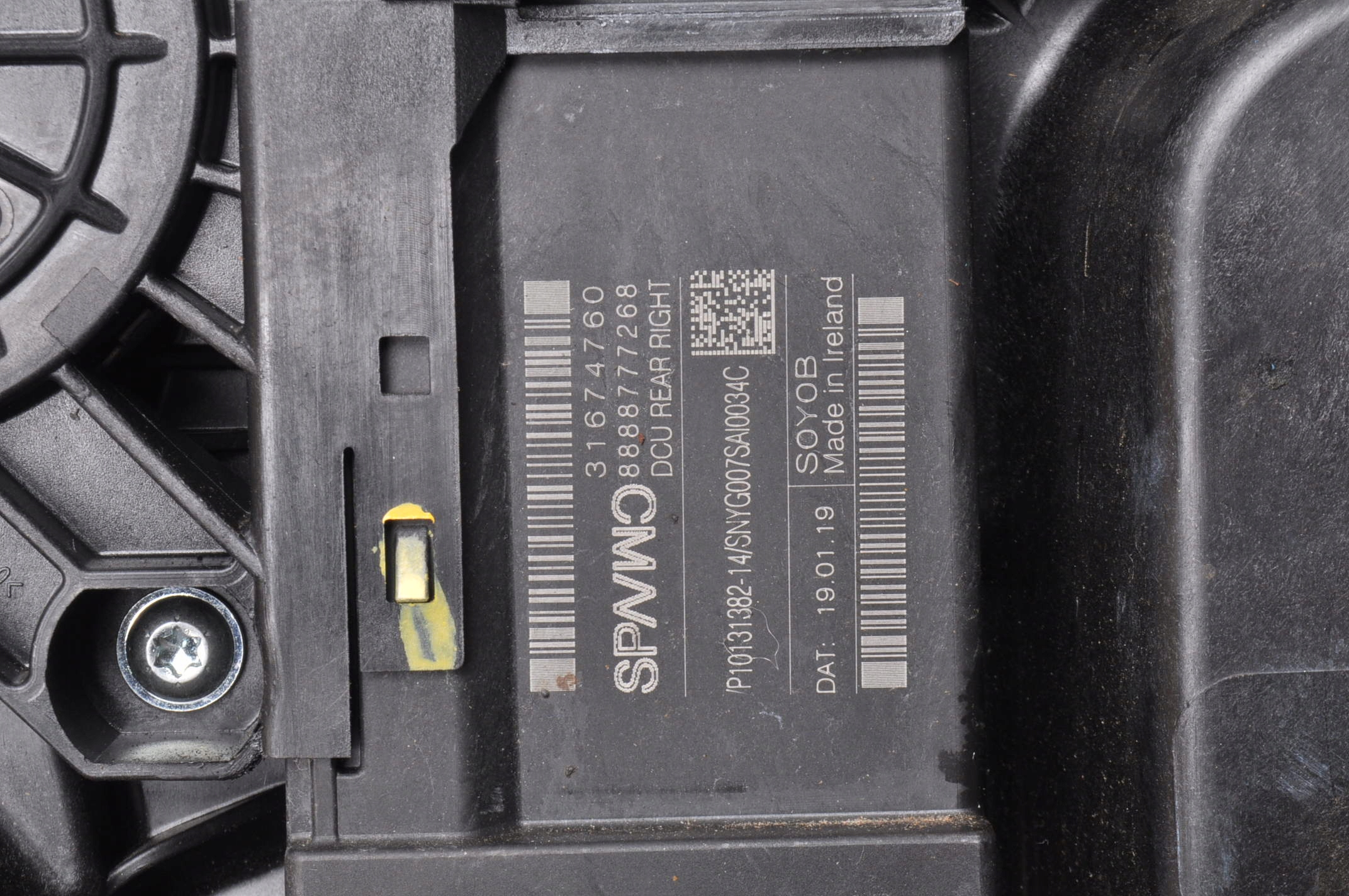 VOLVO V60 II PODNOŚNIK SZYBY PRAWY TYŁ TYLNY 31462707 / 966265 / 31674760 Typ samochodu Samochody osobowe