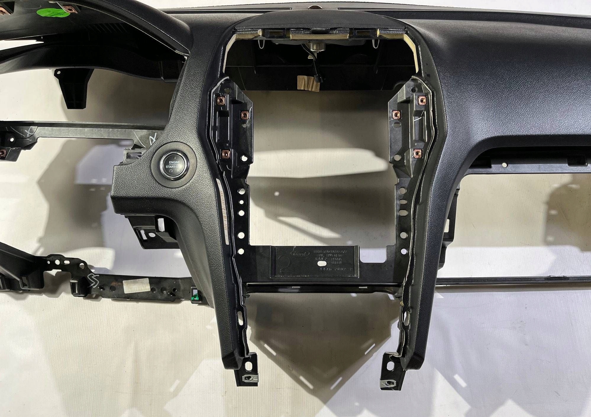 dashboard instrument panel console airbag powietrzna Ford Explorer V 2016-2019