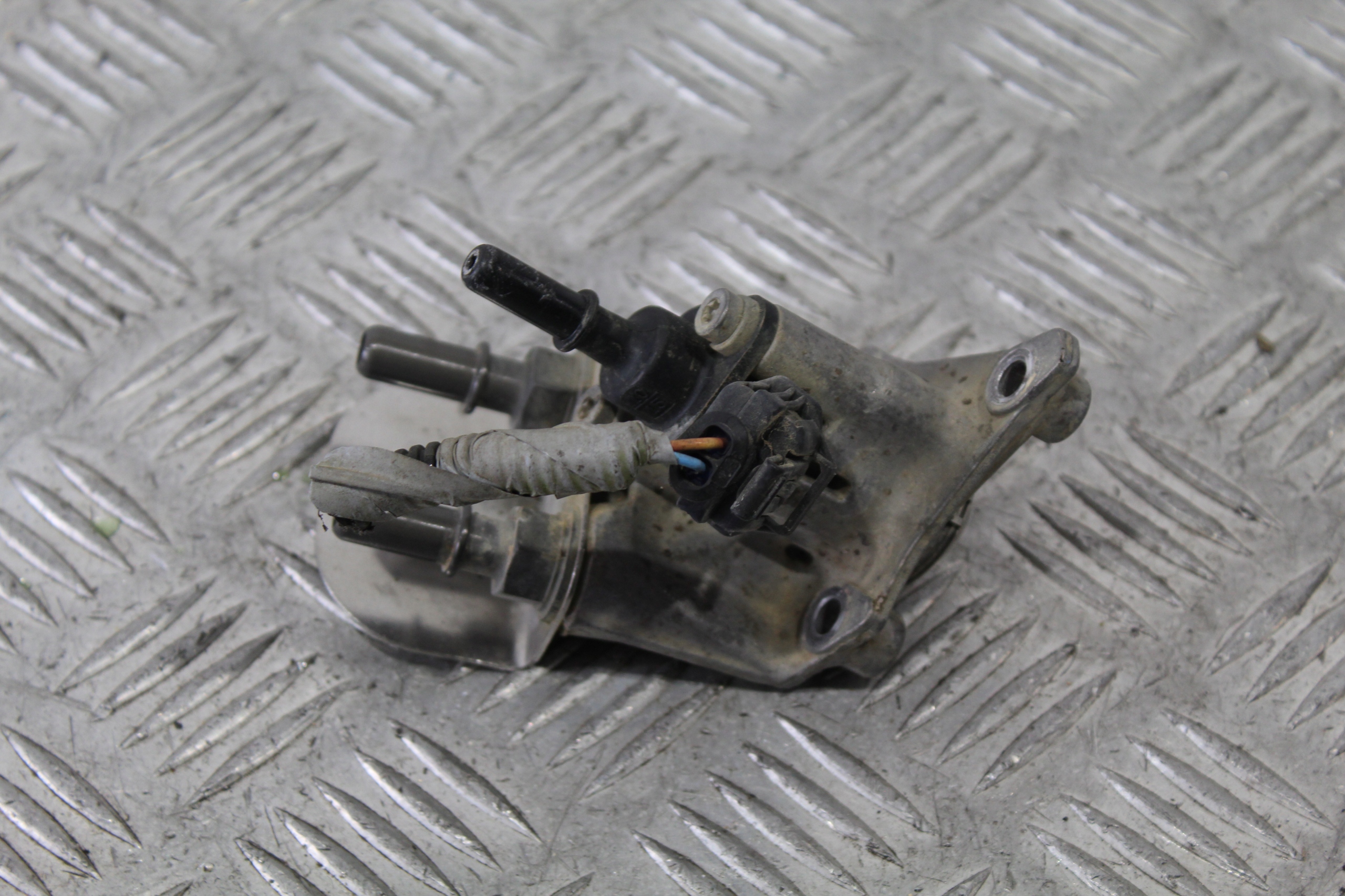 nozzle ADBLUE NISSAN NT500