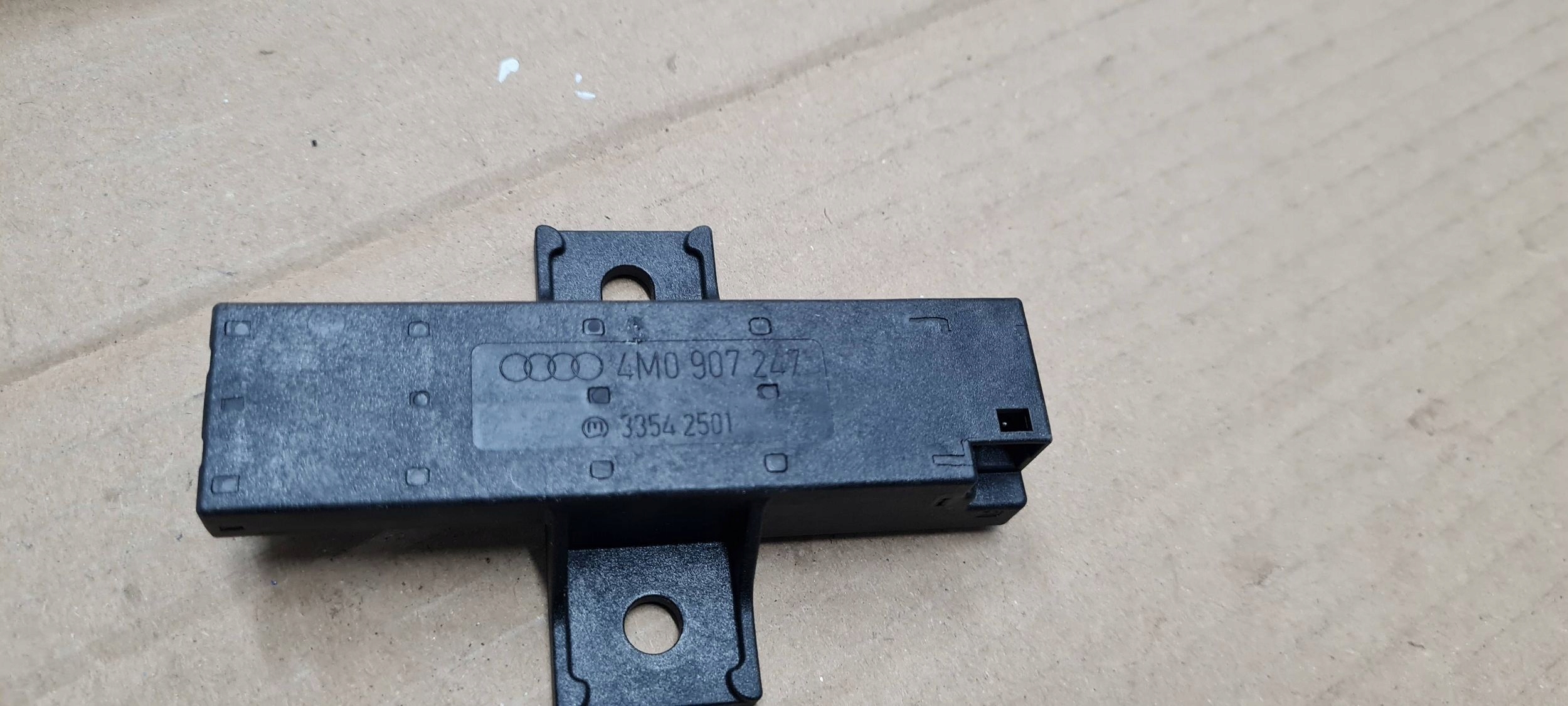 S5 8W A5 module control unit ANTENY KEYLESS 4M0907247 A4 B9 8W Q5 Q7