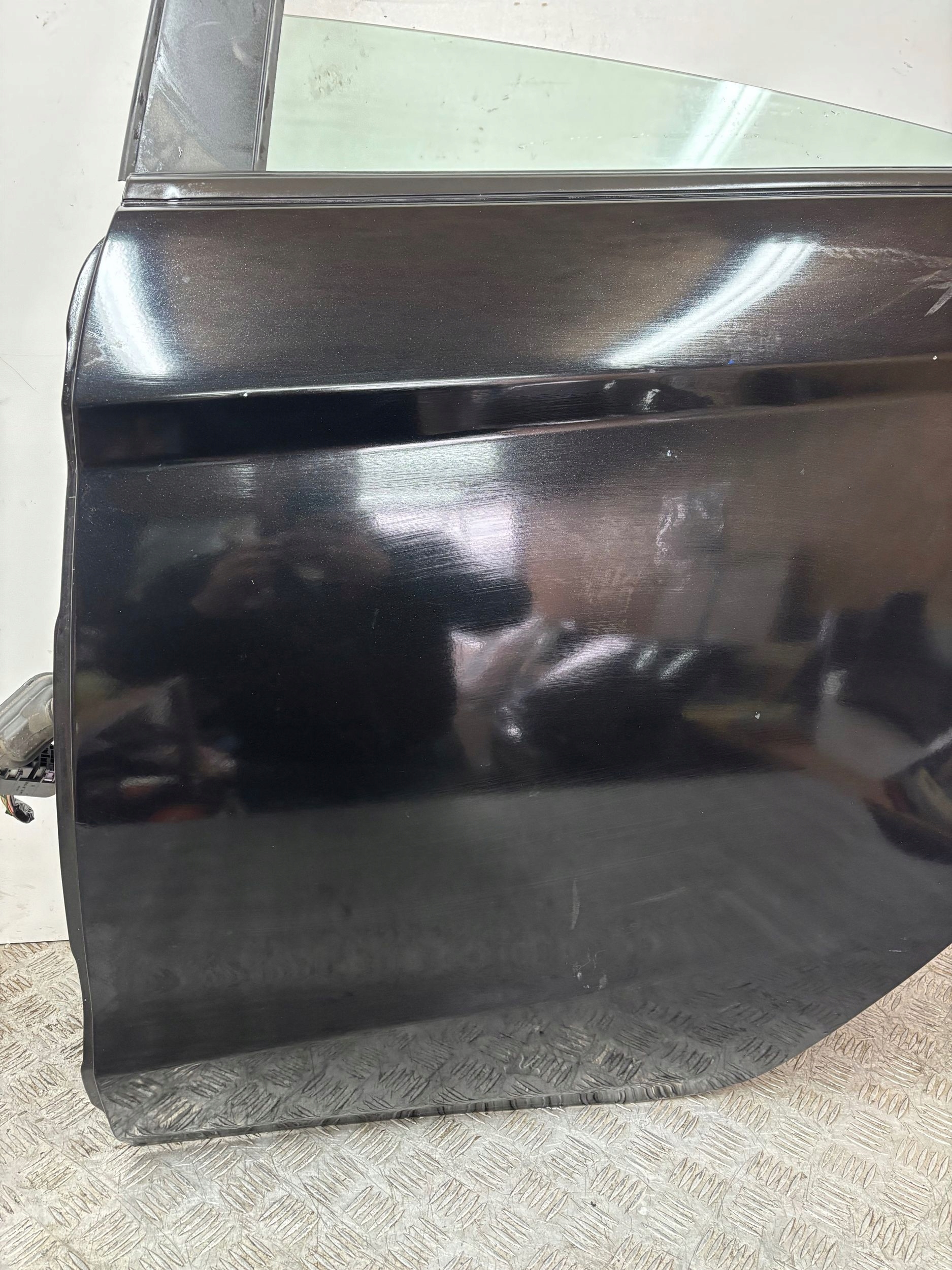 door rear part rear. left FORD FIESTA MK7 09