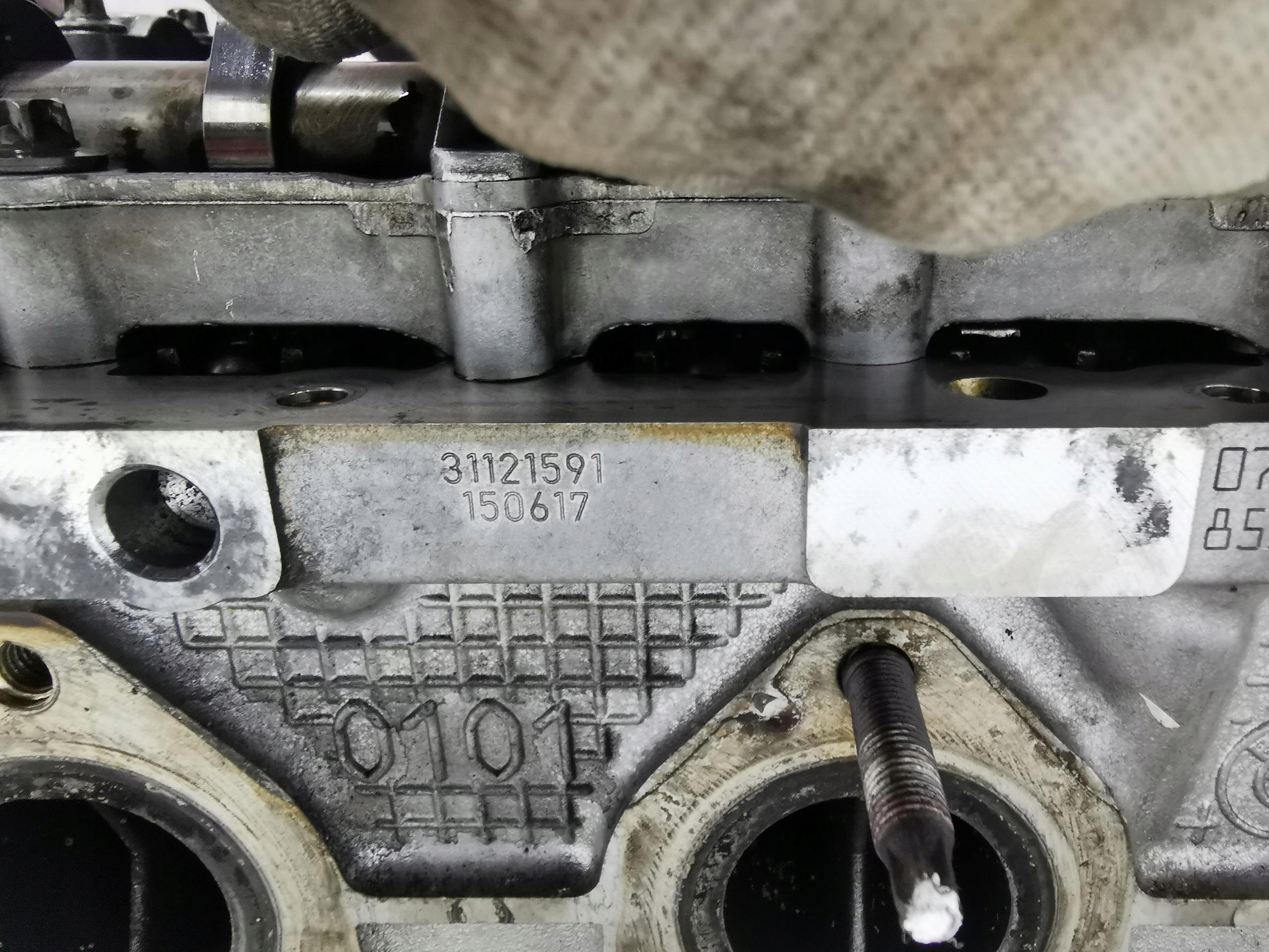 head. complete MINI COOPER F55 F56 1.5D 8511211