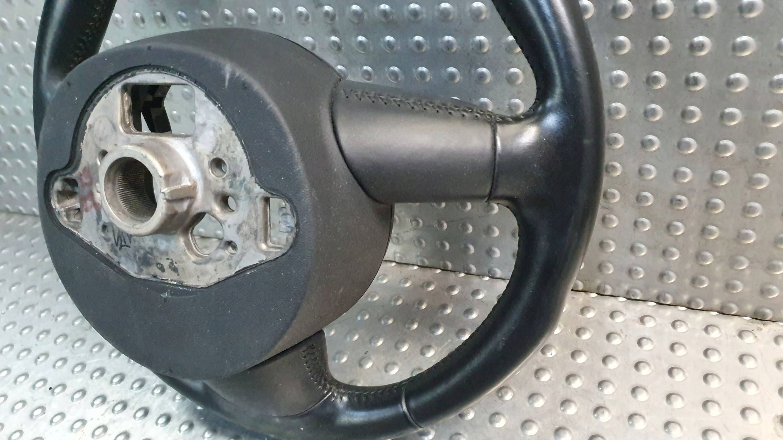 lenkrad Leder MULTIFUNKCJA AUDI Q3 11- 8U0124A