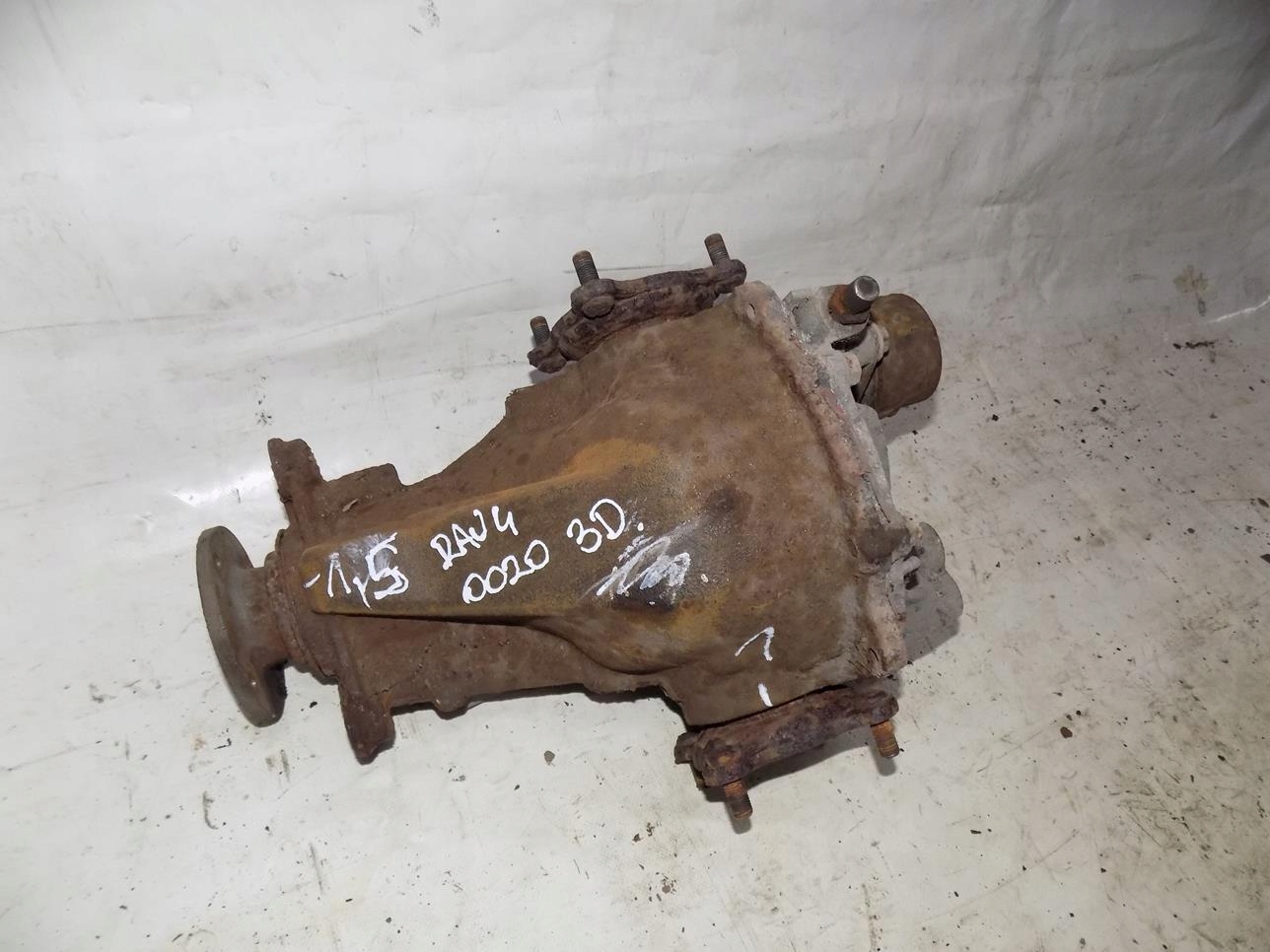 8865fdfffdf150ss4a - TOYOTA RAV4 II 3D Lift 2.0 D4d мост дифференциал задний