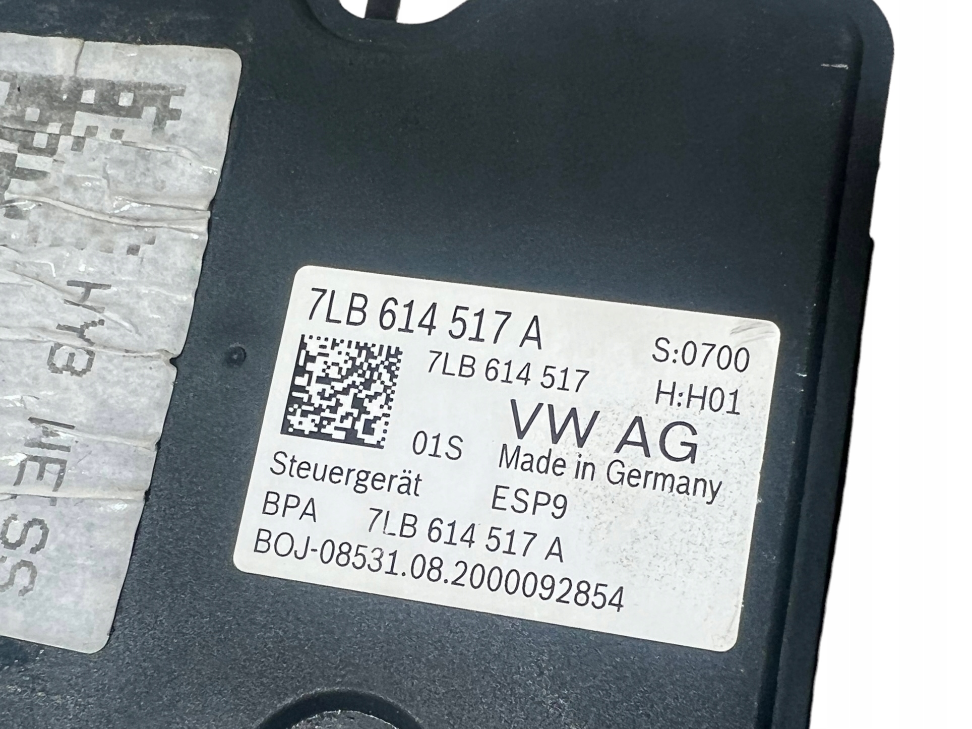 pump control unit ABS 7LB614517A TRANSPORTER T6
