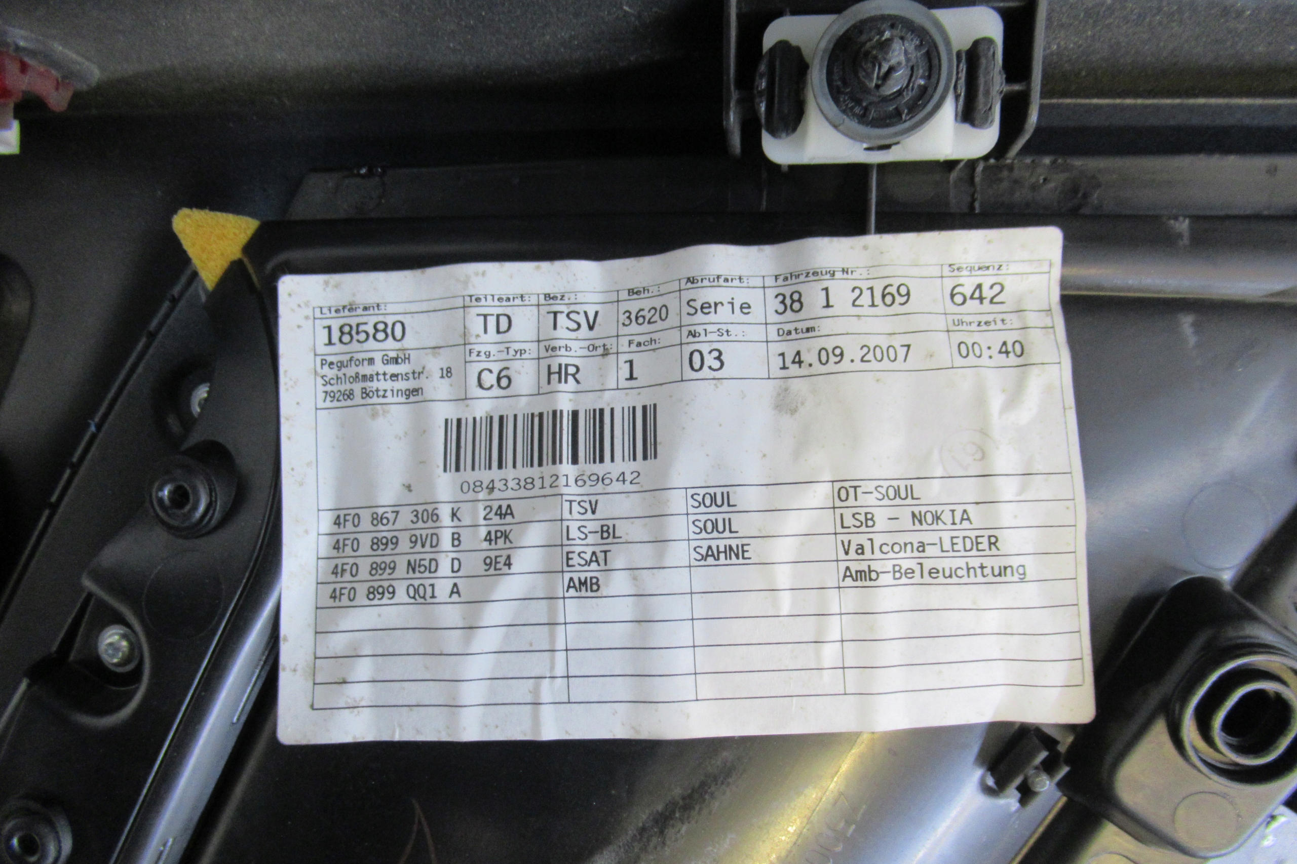 AUDI A6 C6 2007 side door right rear part