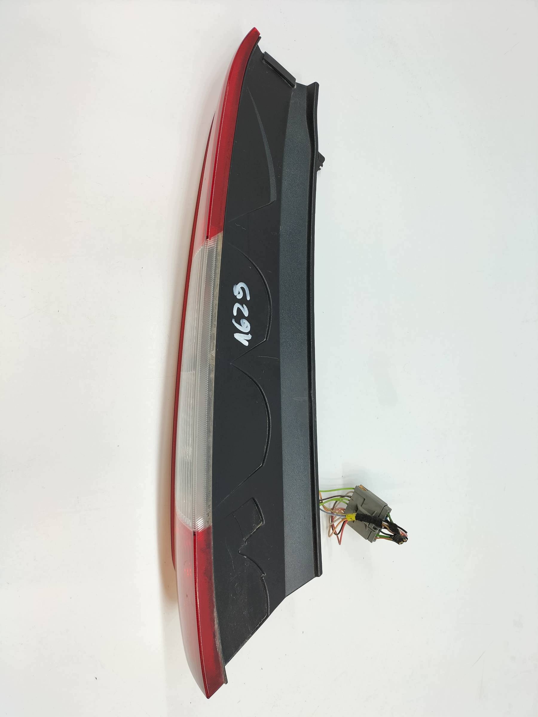 light rear part left EU Ford Focus C-Max and (2003-2010)