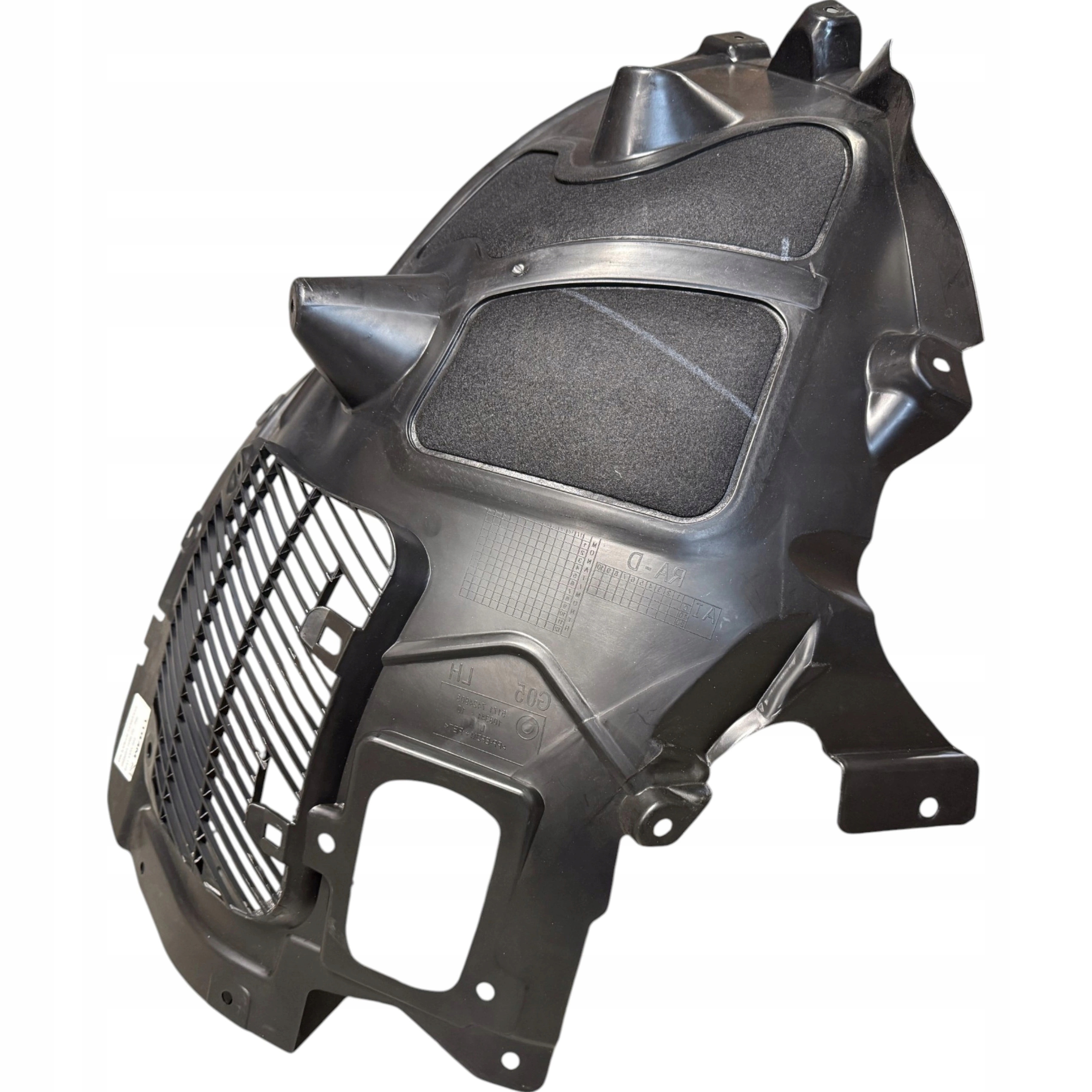 Bmw X5 G05 2018- Nadkol přední část kola Pravá