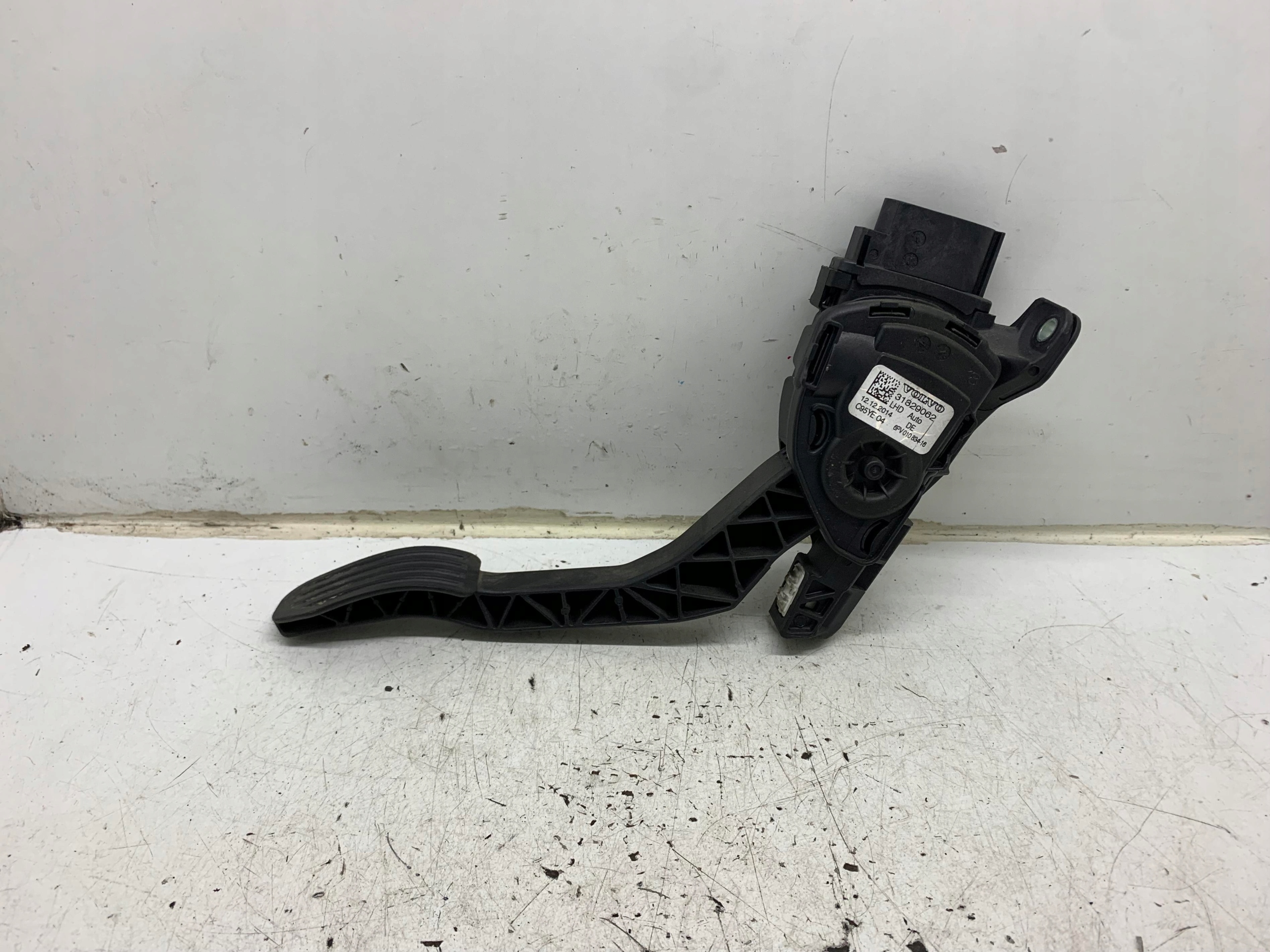 accelerator pedal potentiometer 31329062 VOLVO V60 S60 II 10-18