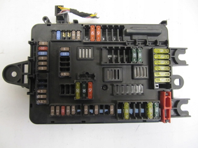 Блок предохранителей BMW F20 F30 BSI 926111102