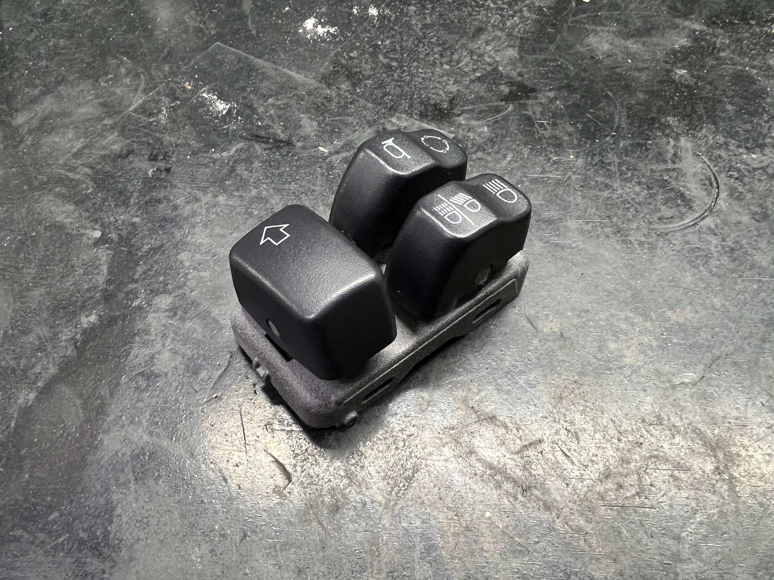 HARLEY ПЕРЕКЛЮЧАТЕЛИ КРЕПЛЕНИЕ CAN КНОПКИ КРАКОВ