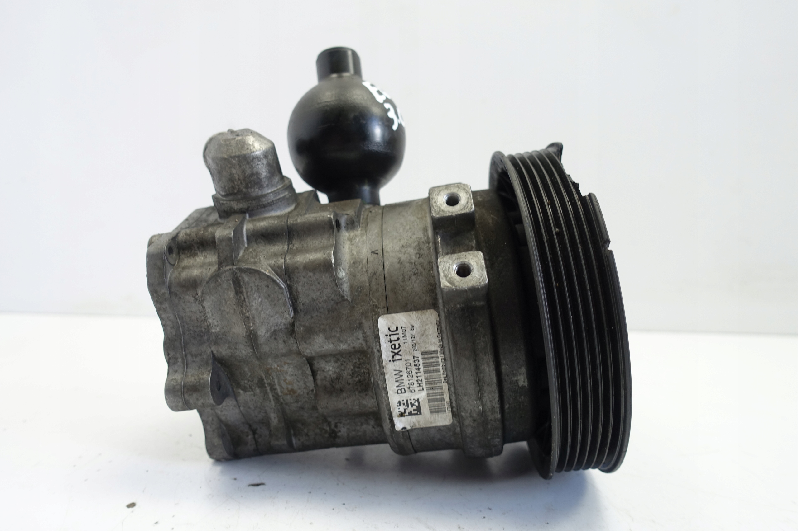 насос гур BMW E65 3.0d 678126701