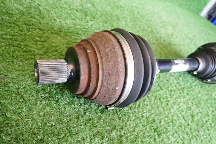 VW AUDI SEAT SKODA semi-axis right 5Q0407271AP