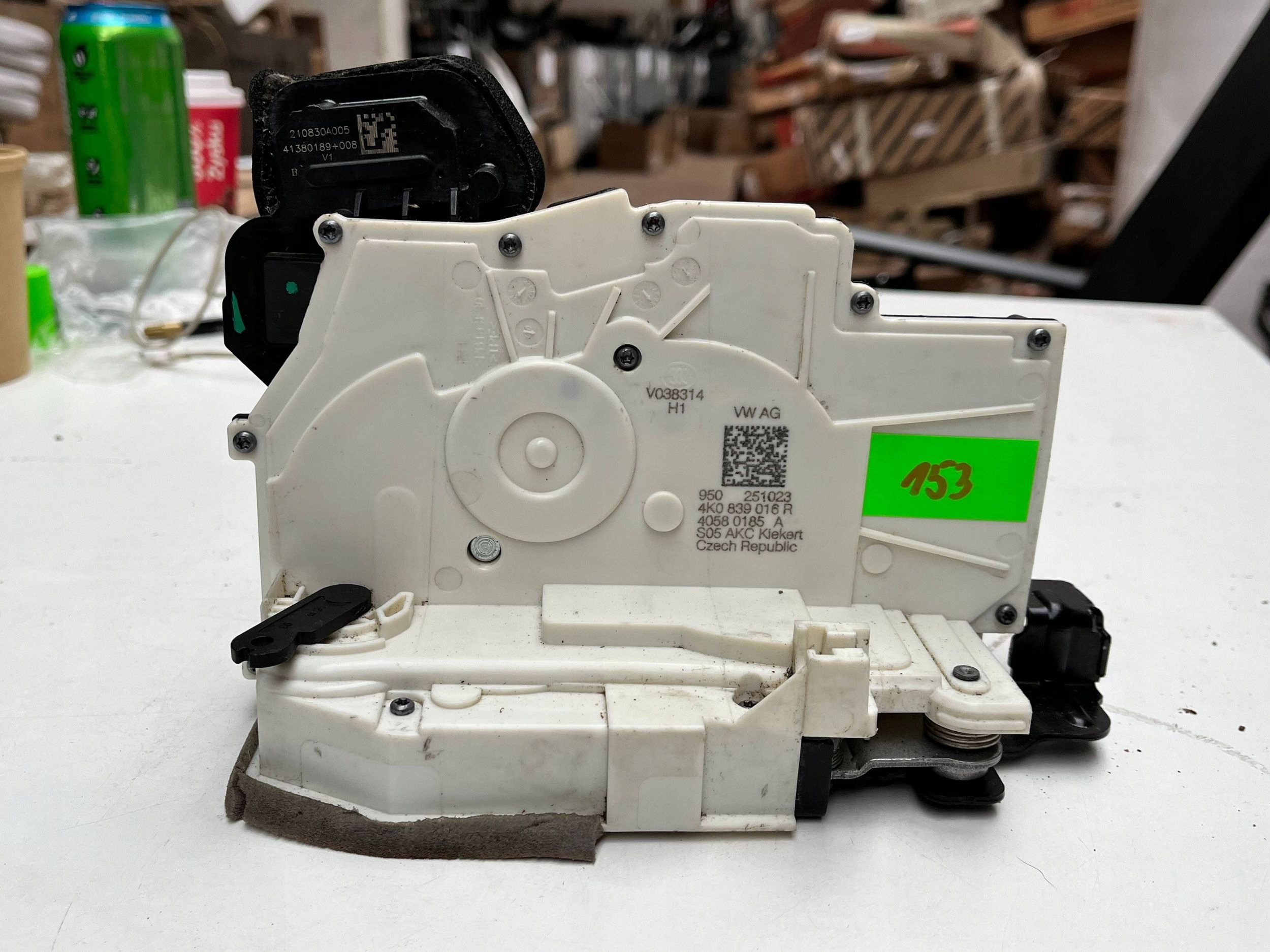 lock door right rear part AUDI Q8 SUV 4K0839016R !J
