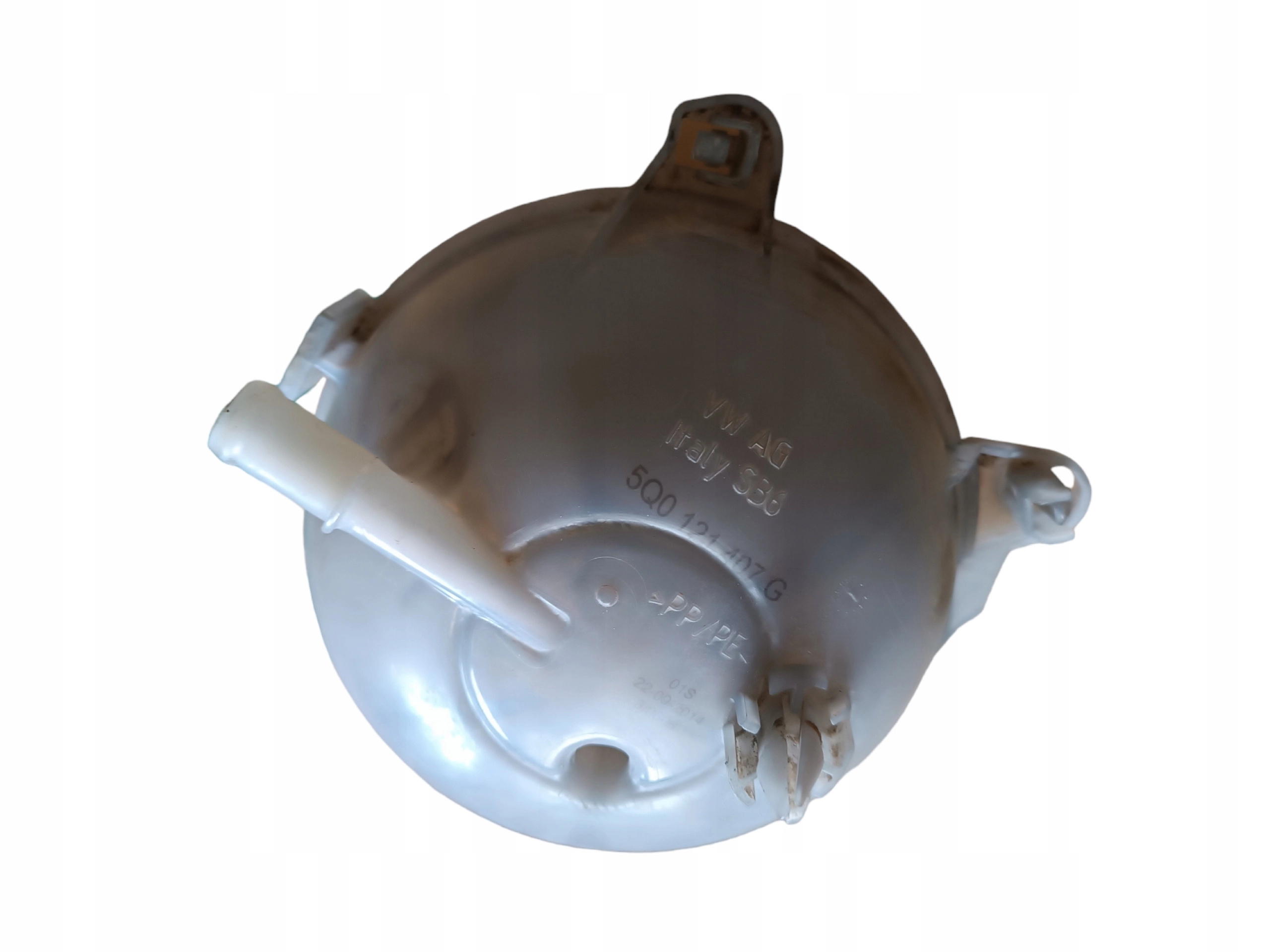 water tank 2.0 TDI VW PASSAT B8