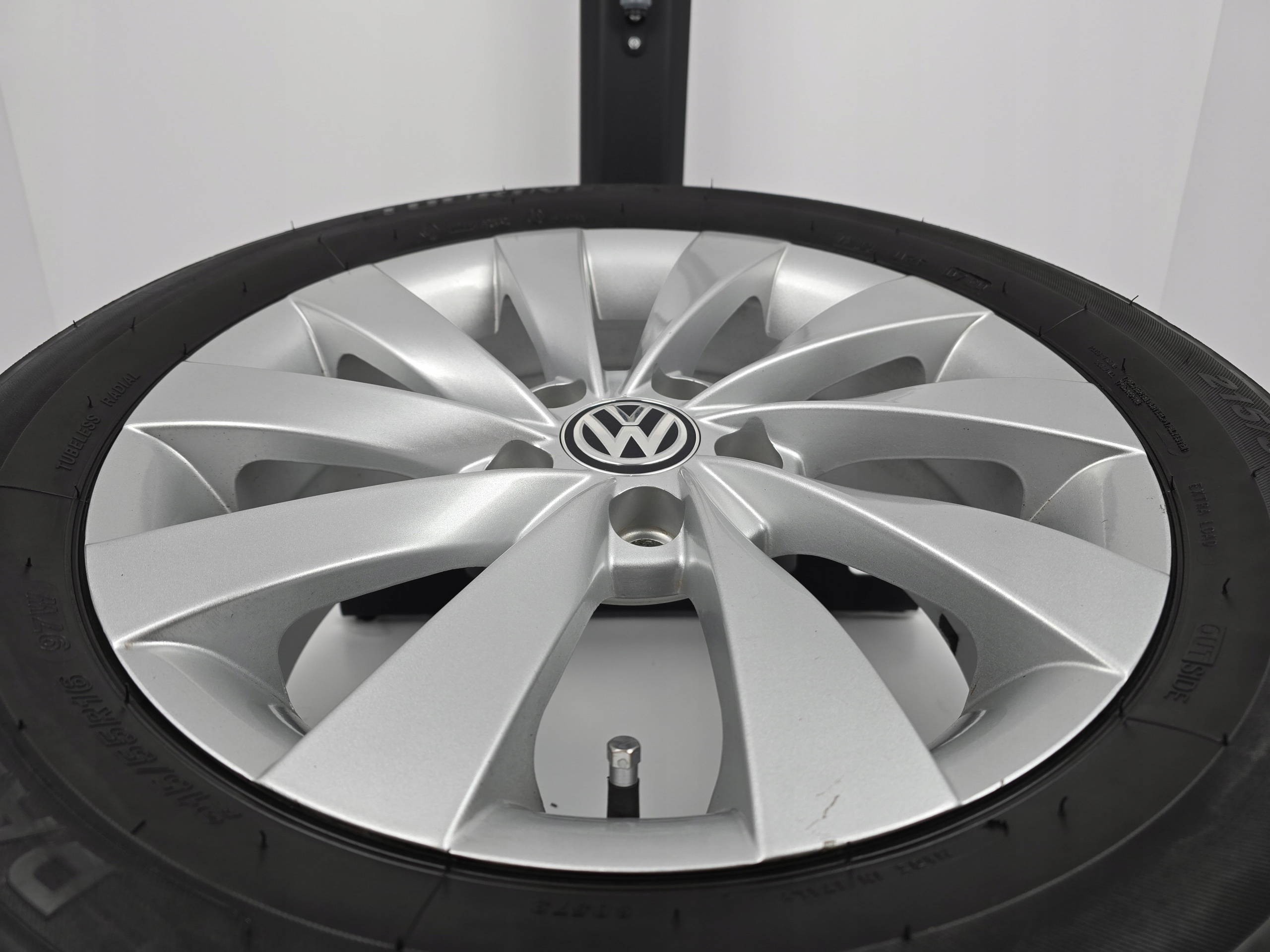 Koła Felgi Volkswagen 16" Golf Eos Passat Transporter Rodzaj opon Letnie