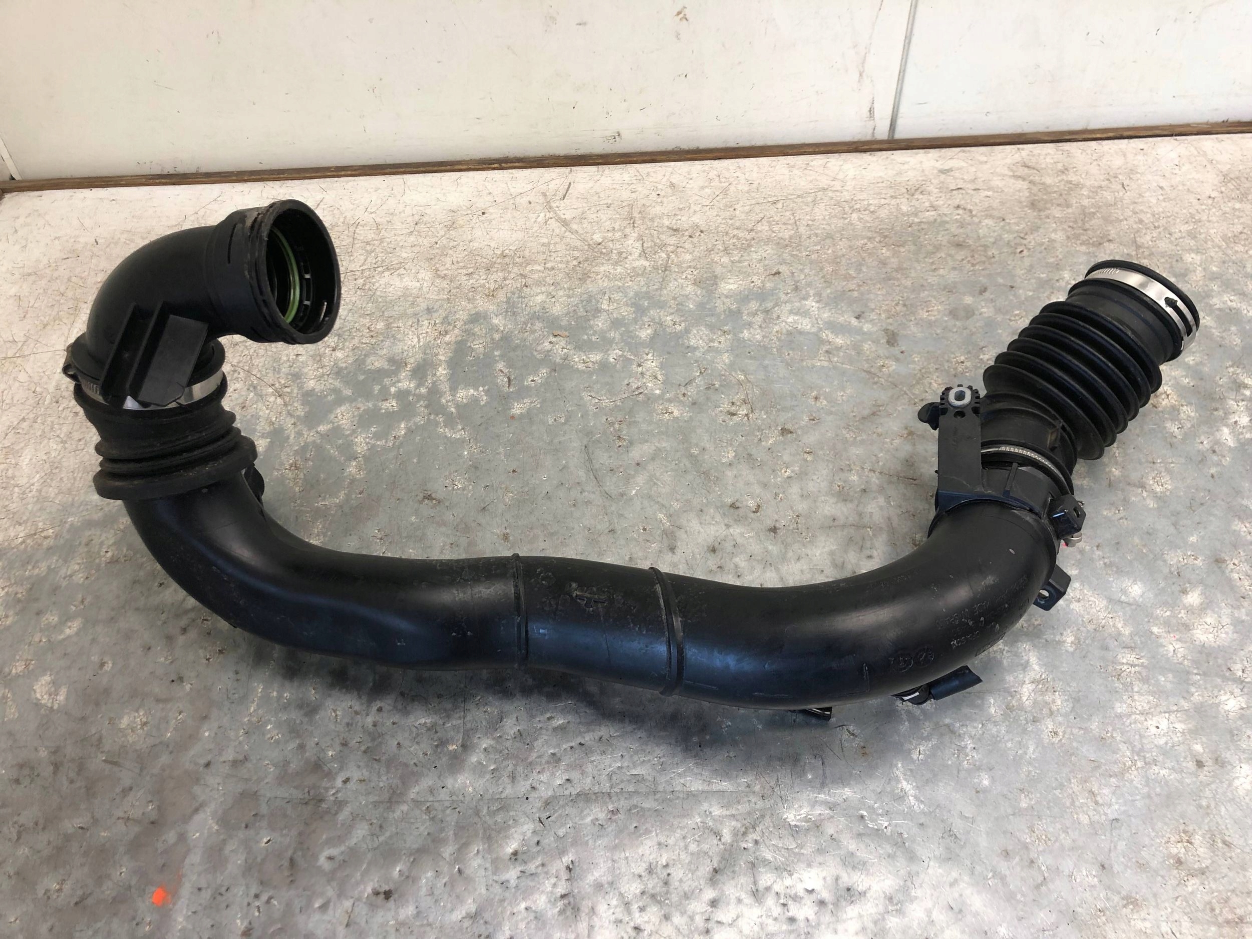 pipe air hose FORD FOCUS MK4 JX61-9R504-CA JX61-9C623-CC