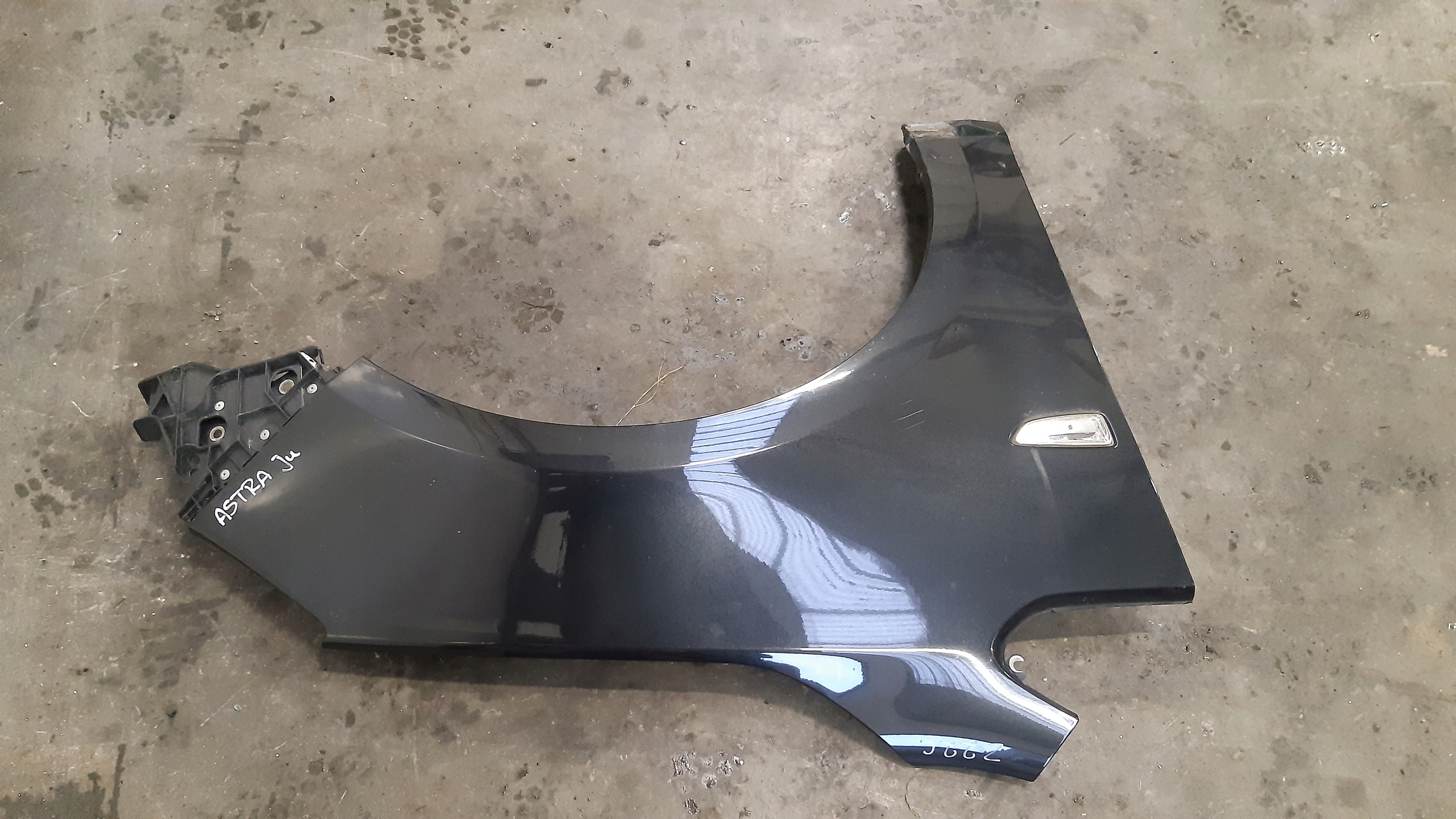 fender right Z22C Opel Astra J