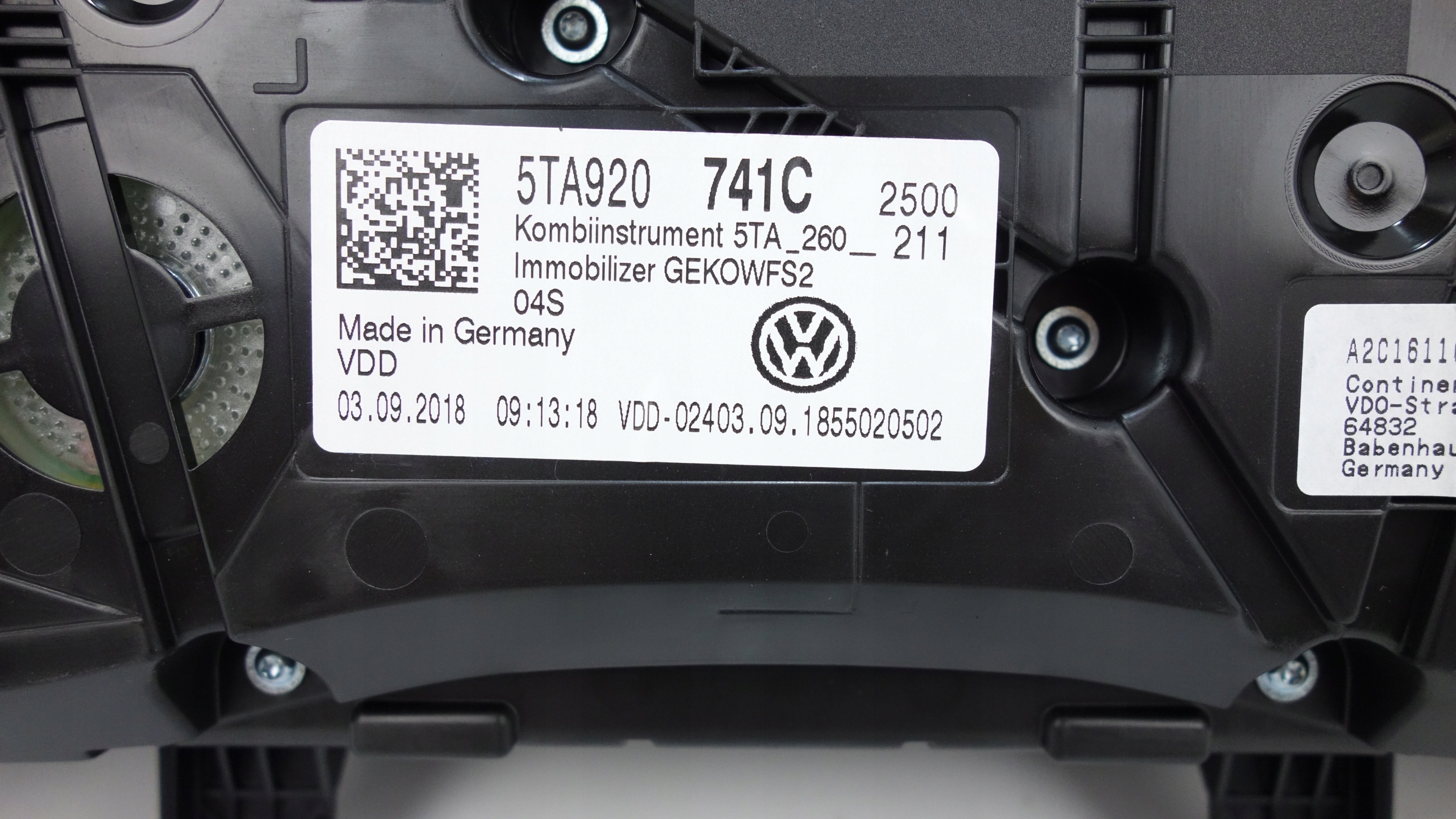 VW TOURAN III 2015- dials dials 54228KM 5TA920741C