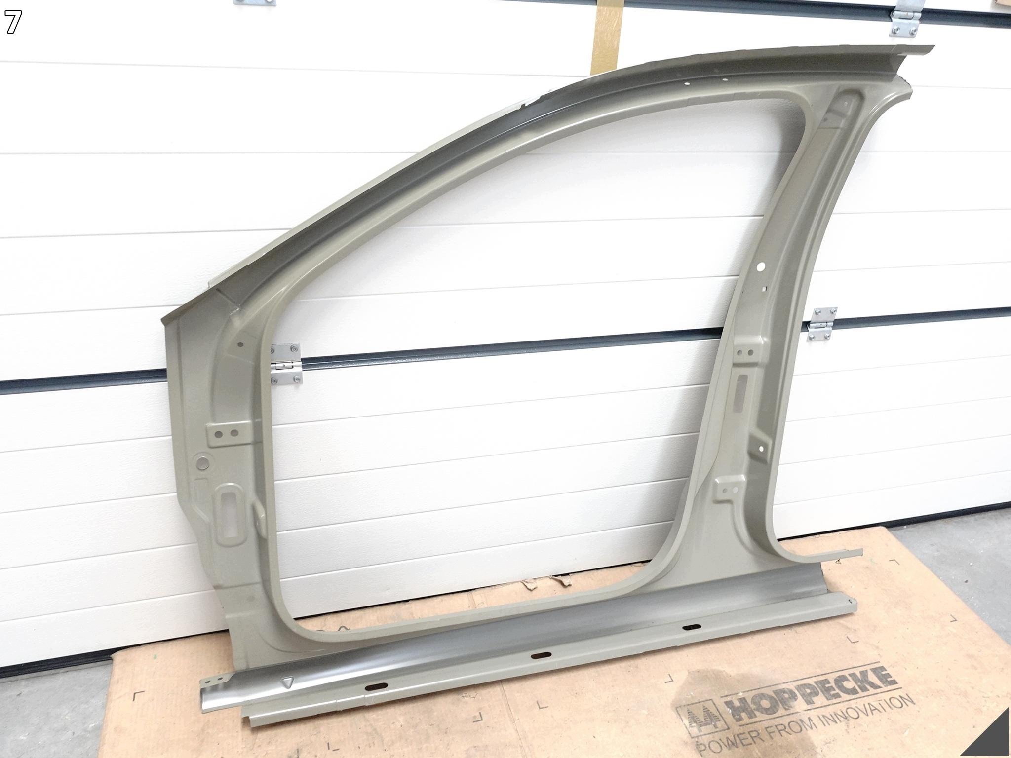 SKODA RAPID SPACEBACK 5JJ LIFT 13-19 side pillar A B roof threshold front R