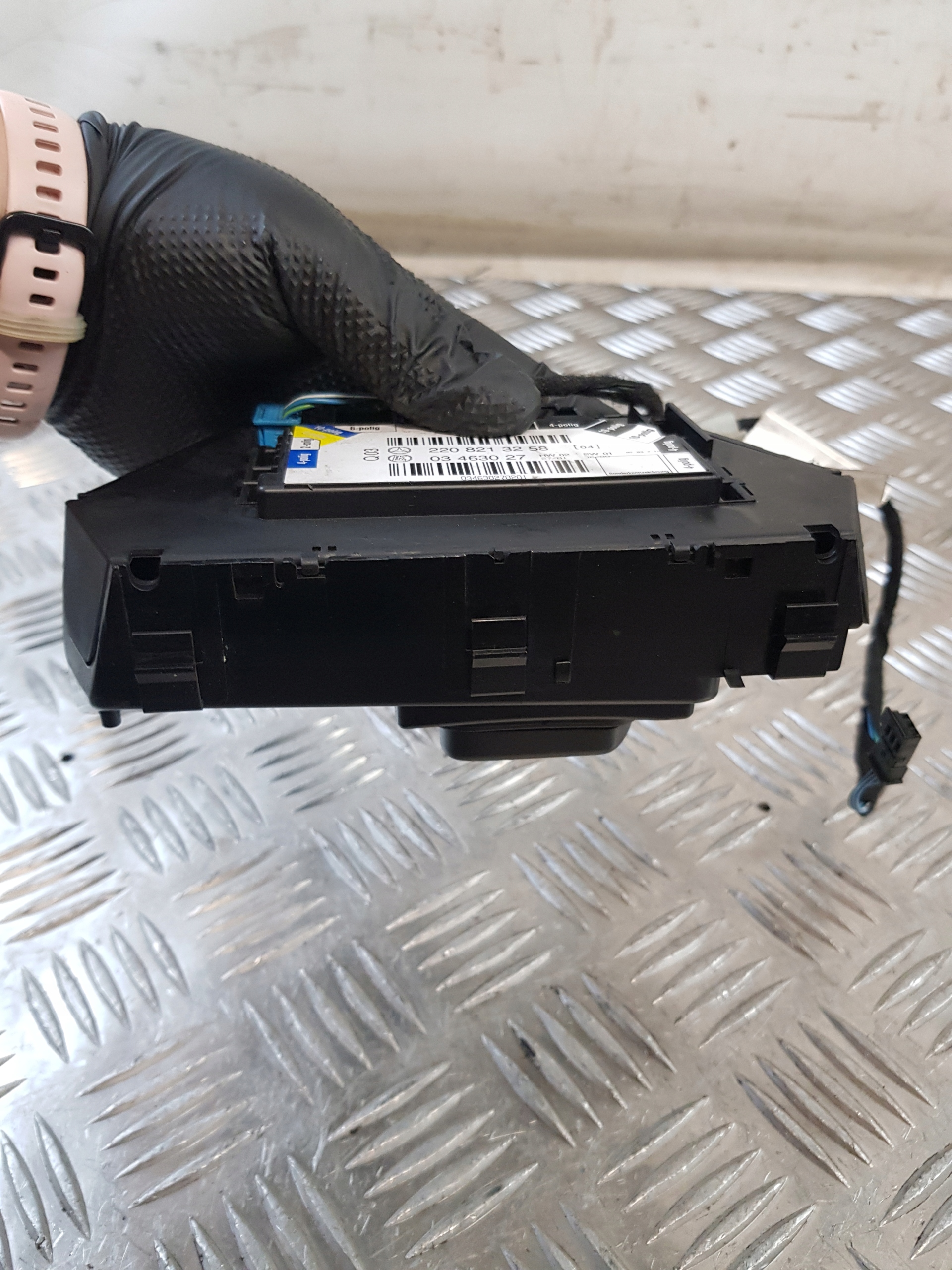PANEL switch seat right front 2208213258 MERCEDES S-KLASA W220