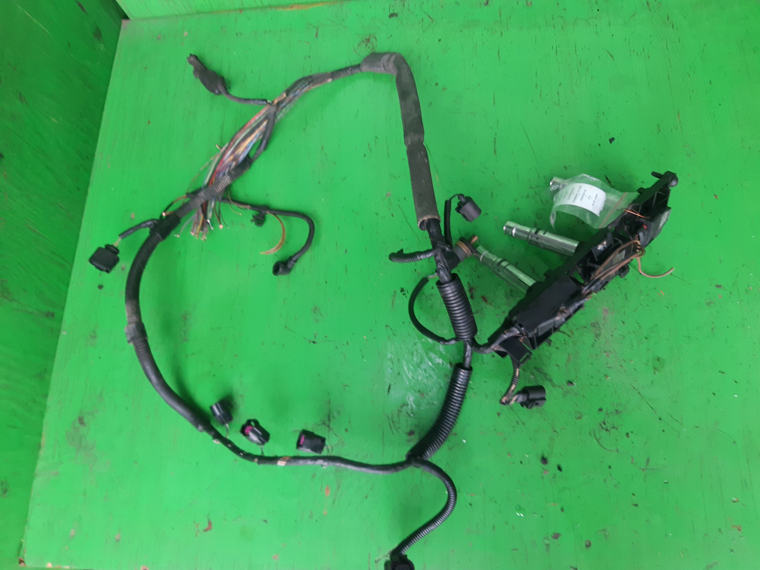 CEWKA ZAPŁONOWA KOMPLET VOLKSWAGEN POLO IV 9N