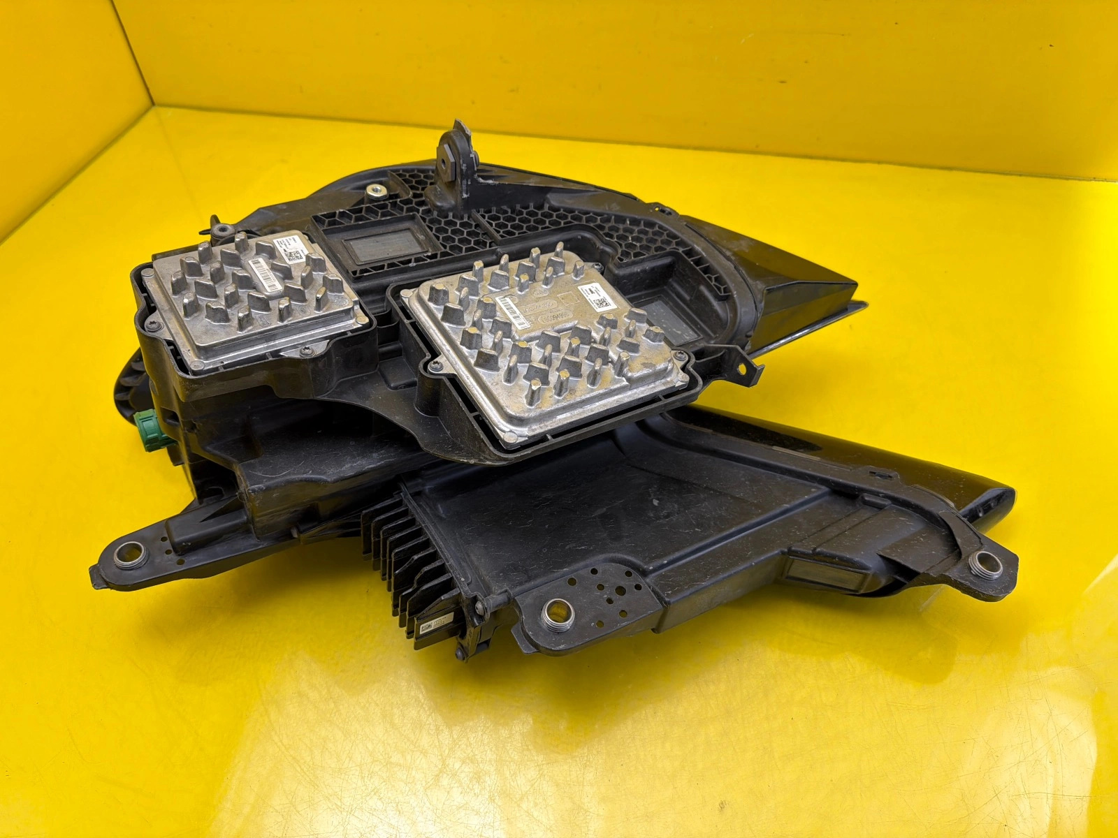 light right front Ferrari 296 GTB Full Led 812845