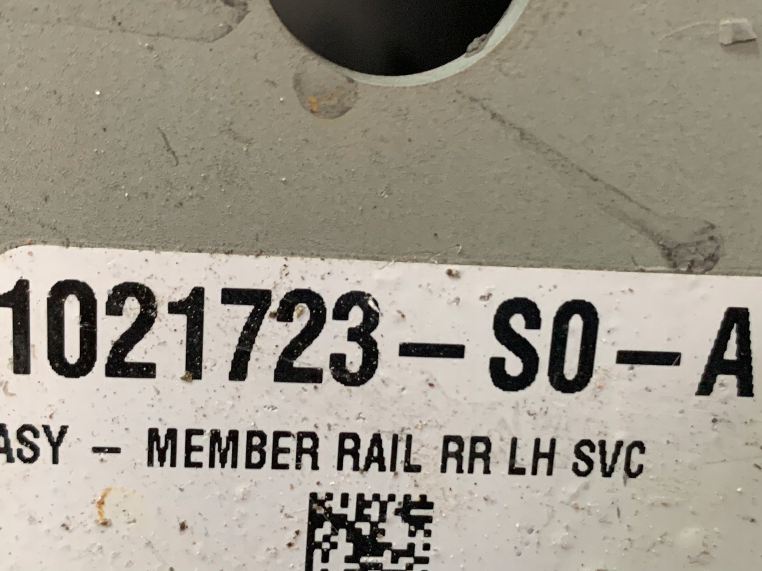 Tesla S 12 15 PODLUZNICA TYLNA LEWA 6006801 01 E Installation side rear left