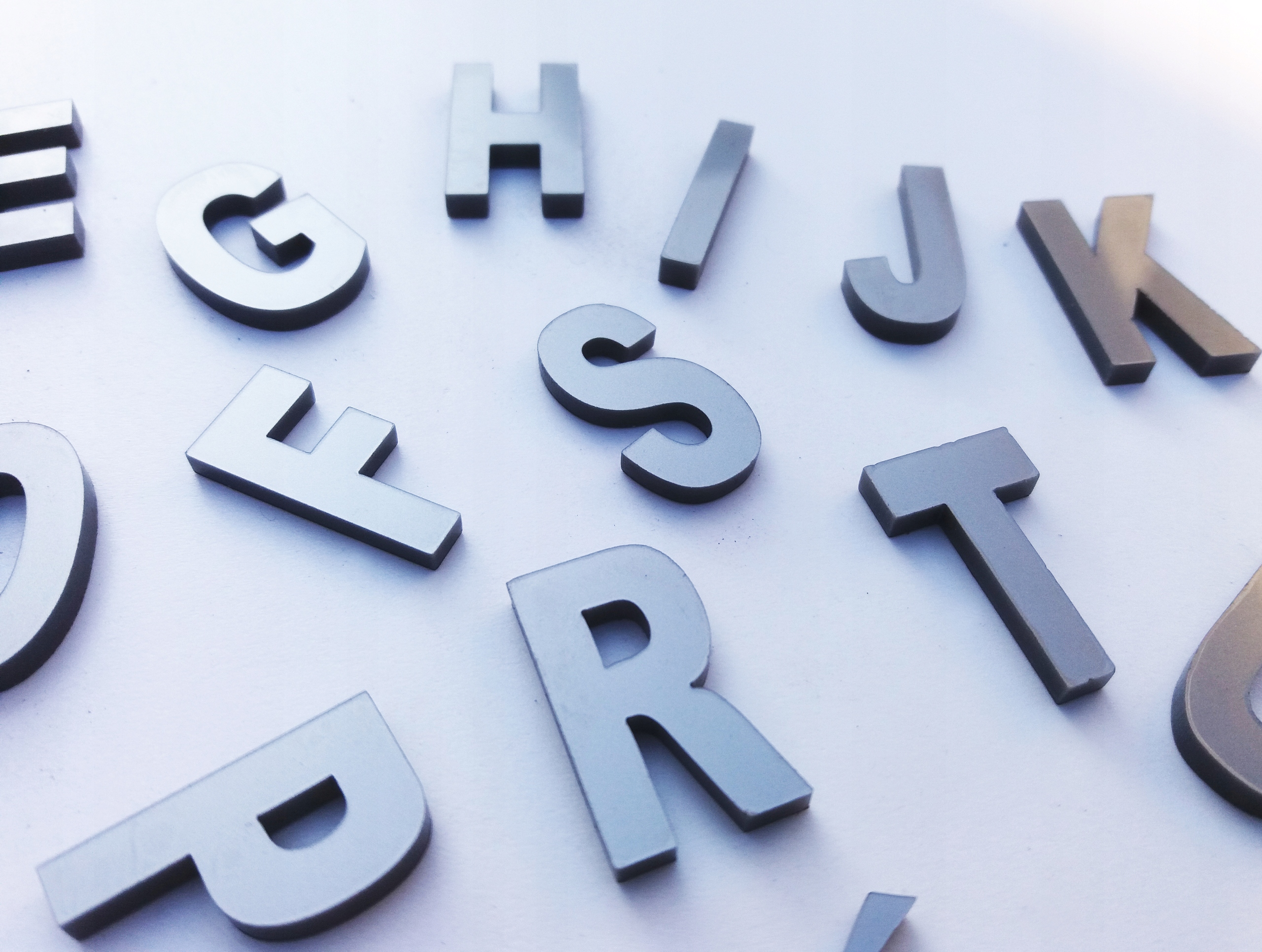 Litera 3D Literki z PLEXI grubość 3mm !!! samoprz. Wysokość produktu 2.5 cm