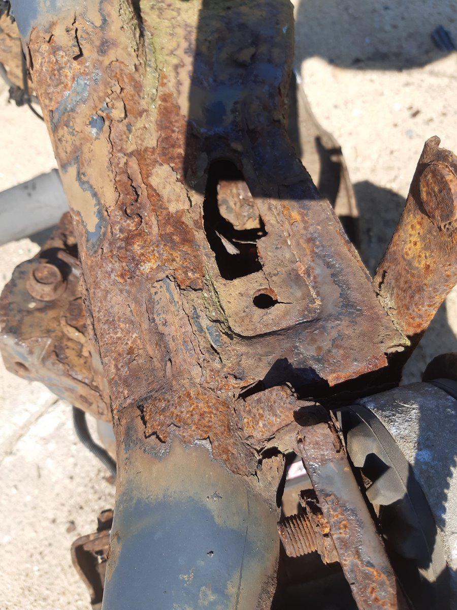 BELKA ZAWIESZENIA TYŁ CITROEN C-CROSSER Typ samochodu Samochody osobowe