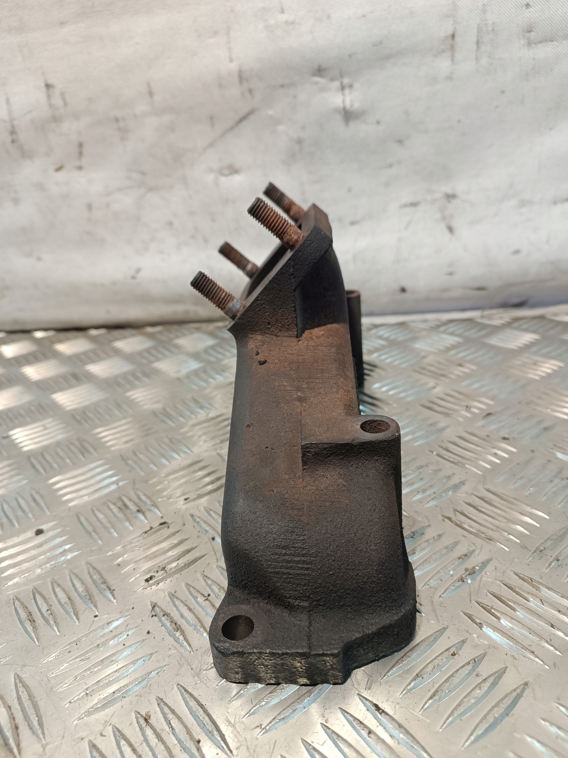 výfukové potrubí PERKINS 3778H111