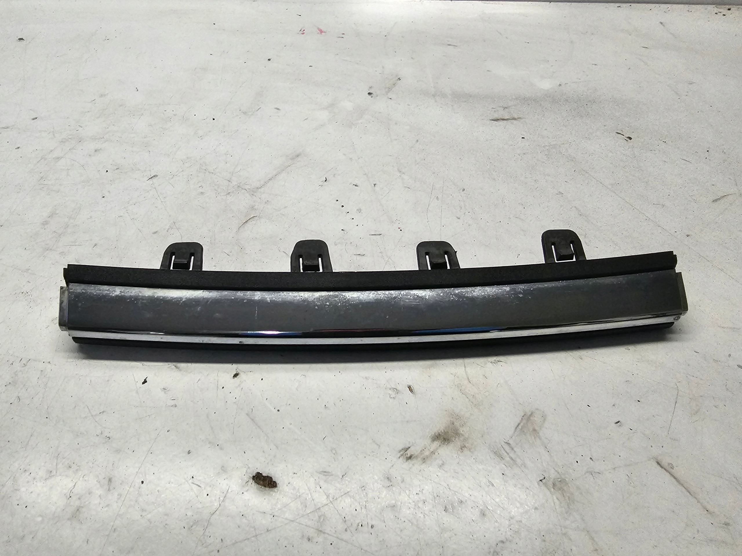 OPEL ASTRA K OPC moulding of a bumper front CHROM central