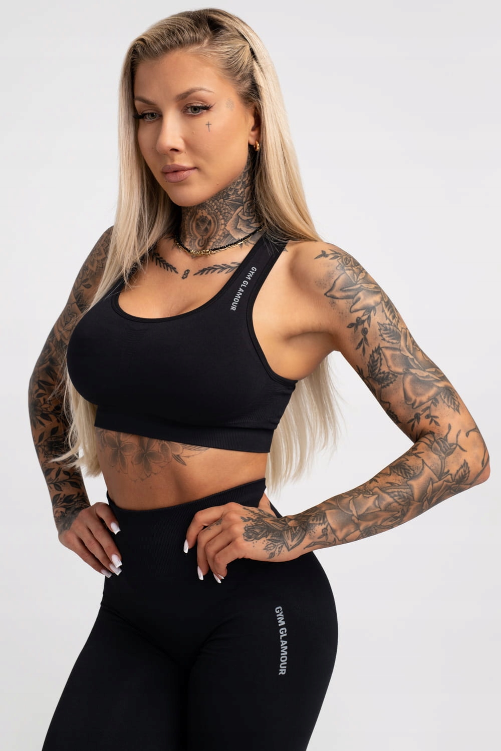 Gym Glamour Biustonosz Sportowy Compress Black S bezszwowy, do treningów Marka Gym Glamour