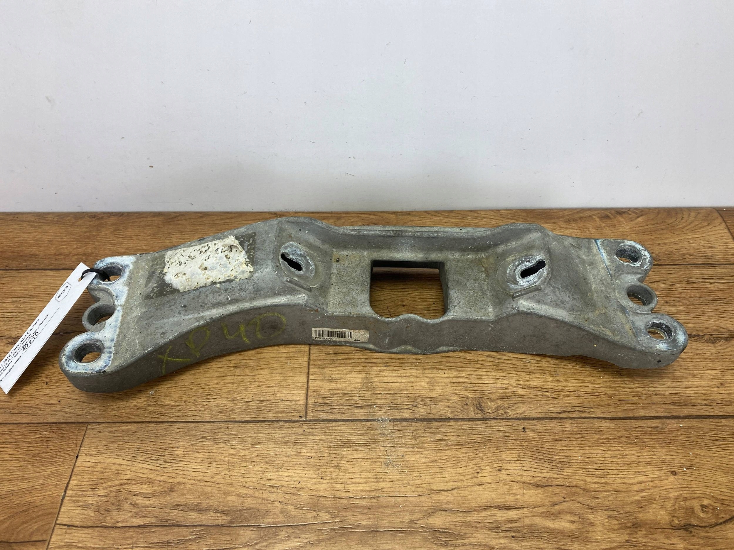 gearbox mount Chevrolet Camaro 2016+