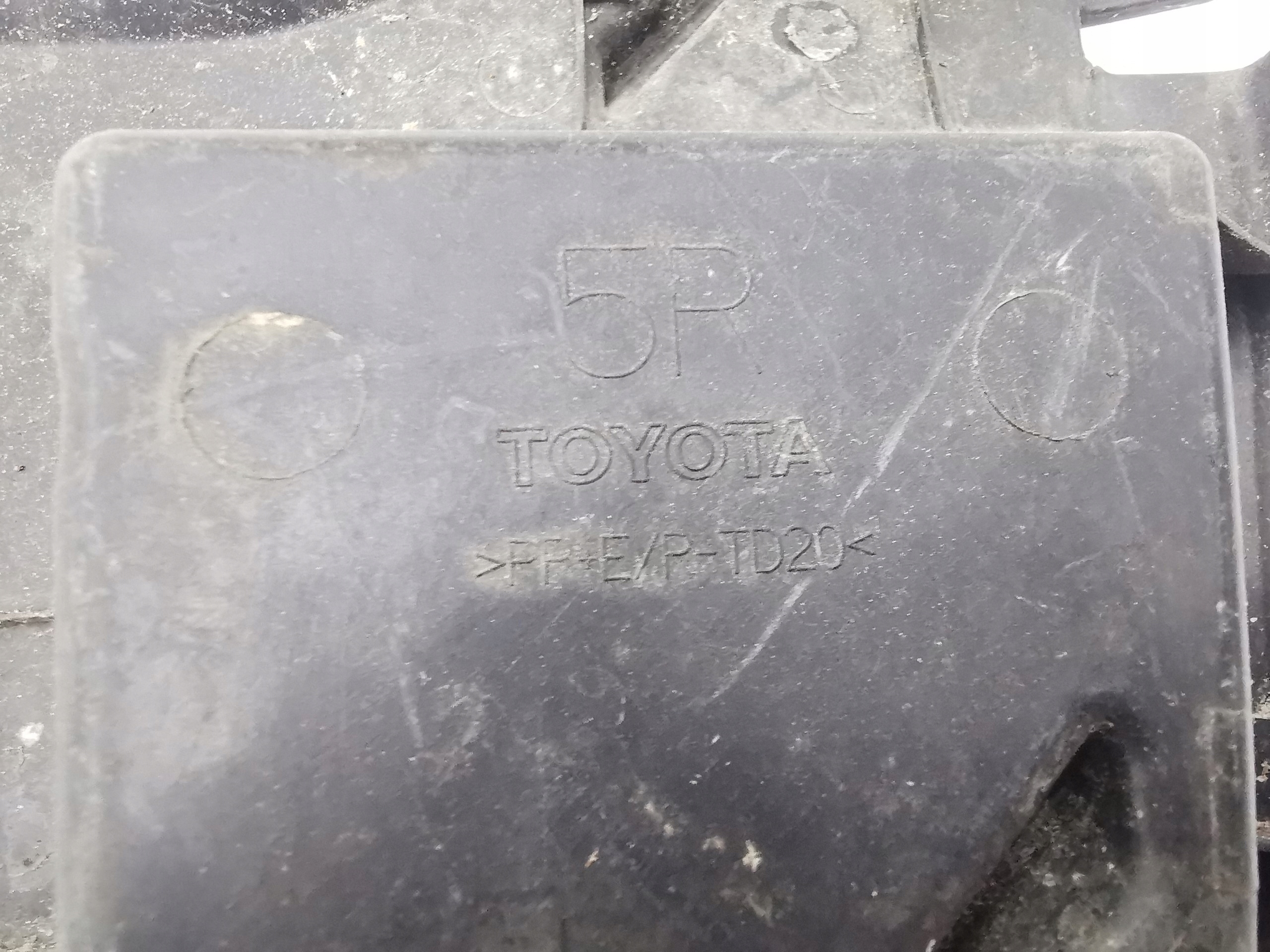 mudguard right rear part mudguard flap TOYOTA COROLLA E16 E18 13-19 / 52591-02281