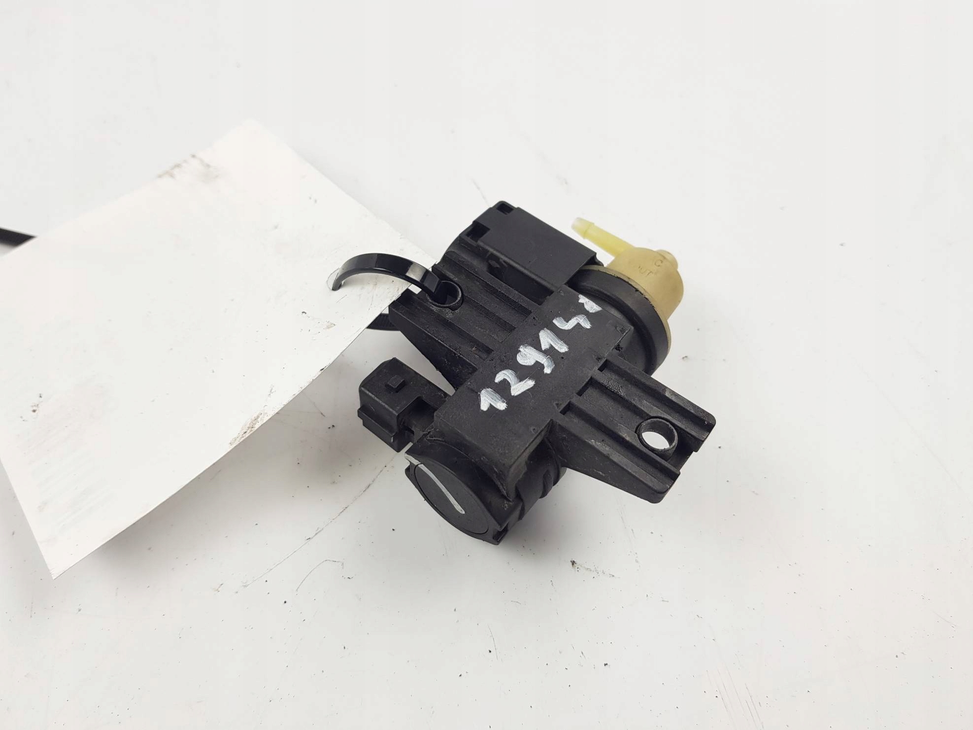 valve vacual 8200790180 RENAULT MASTER III