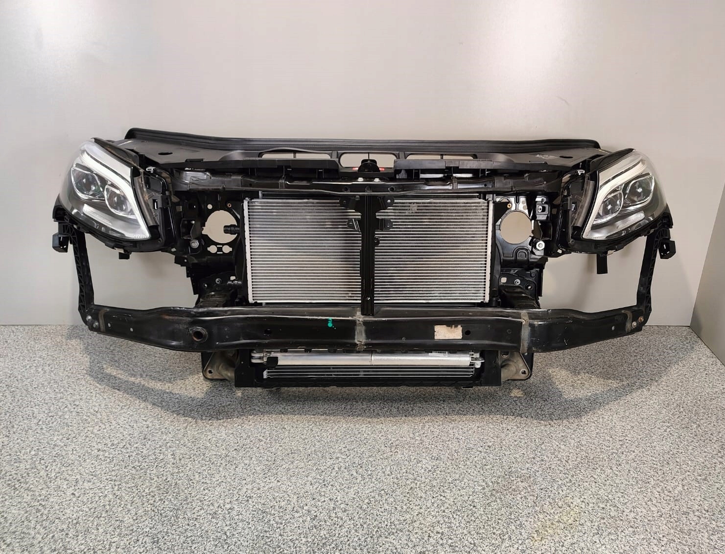 MERCEDES GLE W166 X166 WZMOCNIENIE PRZEDNIE CHŁODNICE PAS BELKA WENTYLATOR