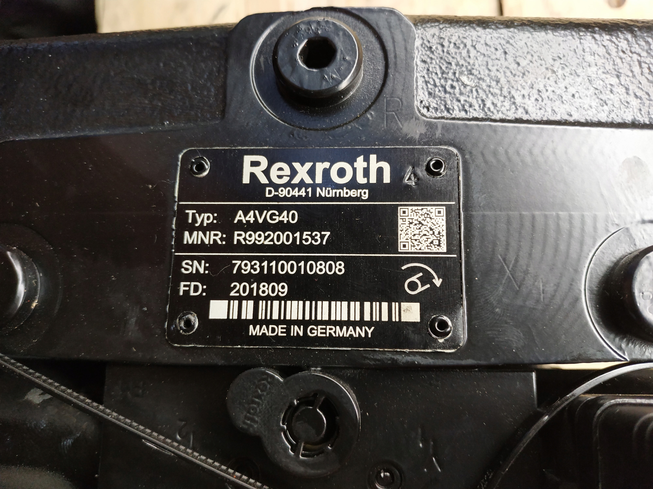 Pompa Bosch Rexroth A4VG40EP3DM1/32R-NSC02N005EH-S Numer katalogowy części R992001537