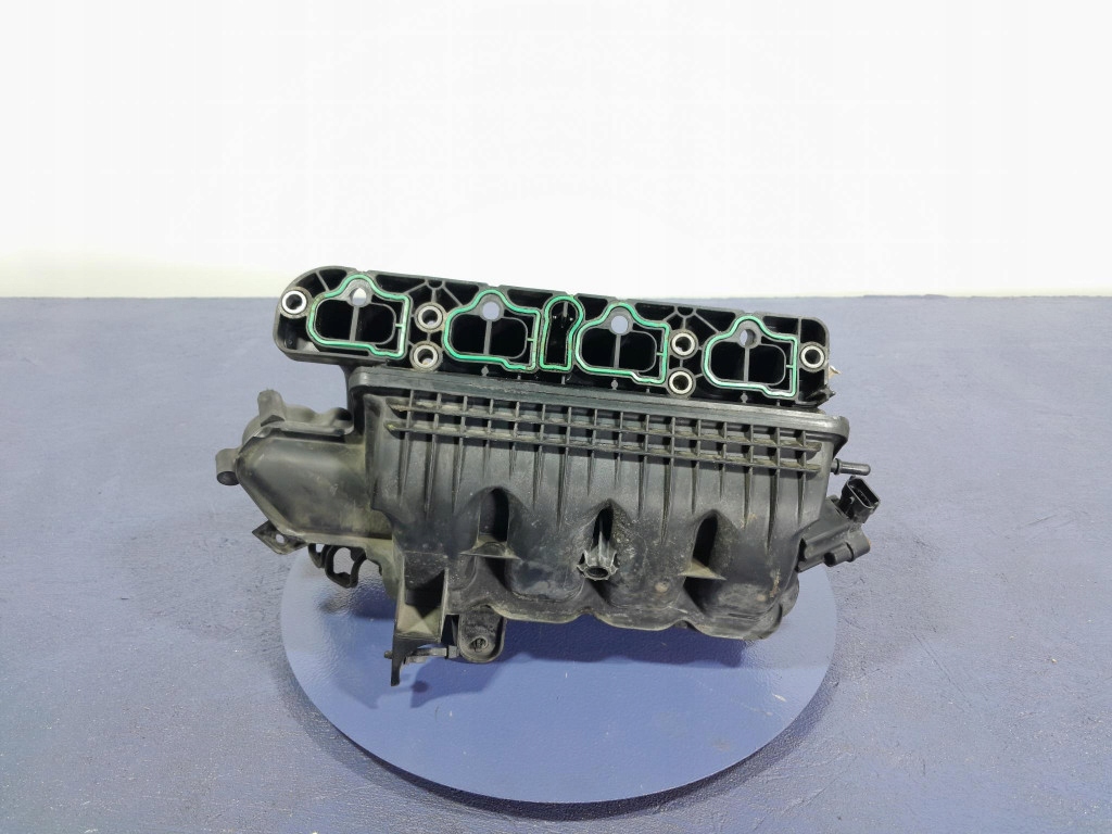 коллектор Впускный 09129714 opel CORSA C 1.2b