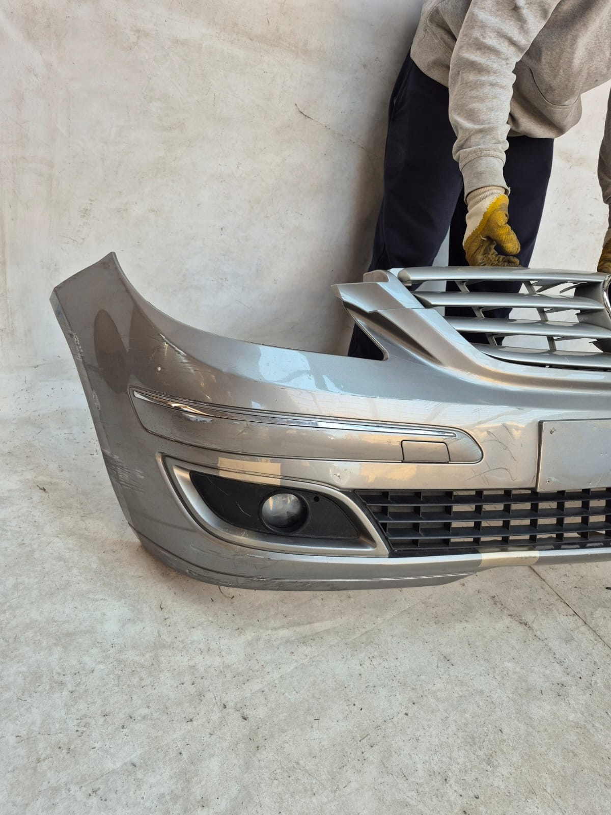 MERCEDES B-KLASA and 1 W245 05-08 bumper front front A1698852525