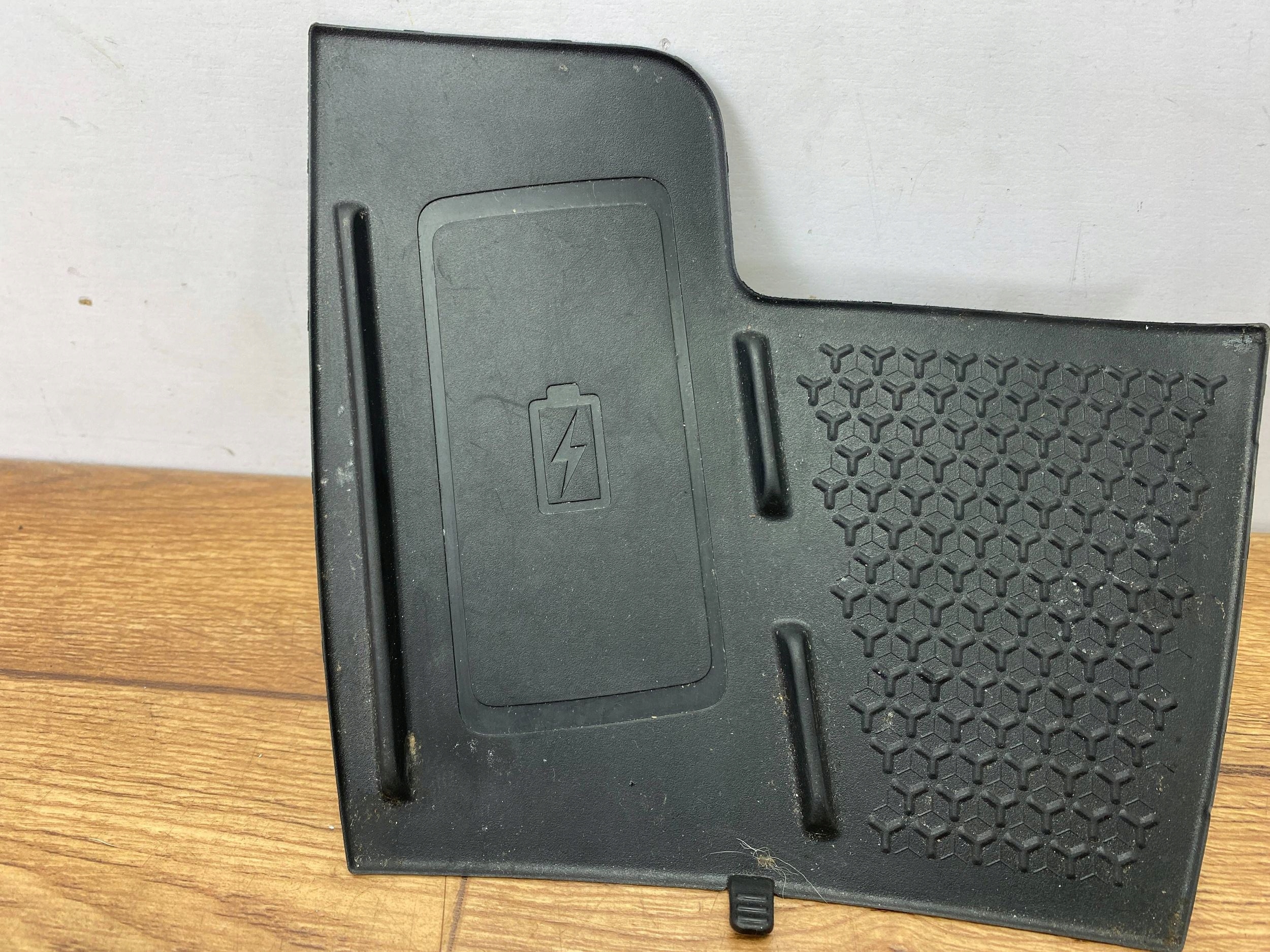 Gumka mata Matte Handschuhfach Ford Escape IV Kuga MK3 2020+